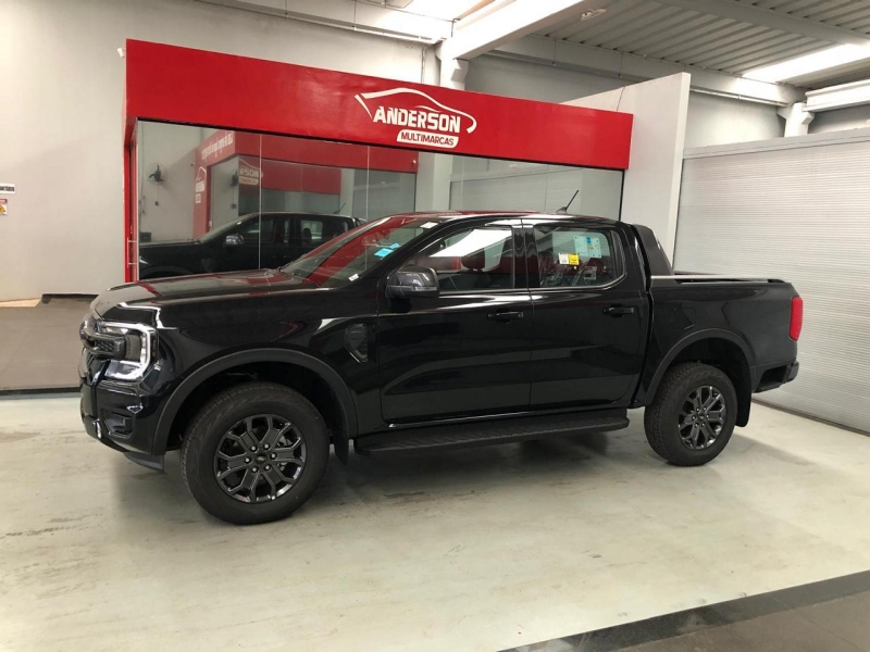 Ford RANGER BLACK V6 CD Ford RANGER BLACK V6 CD