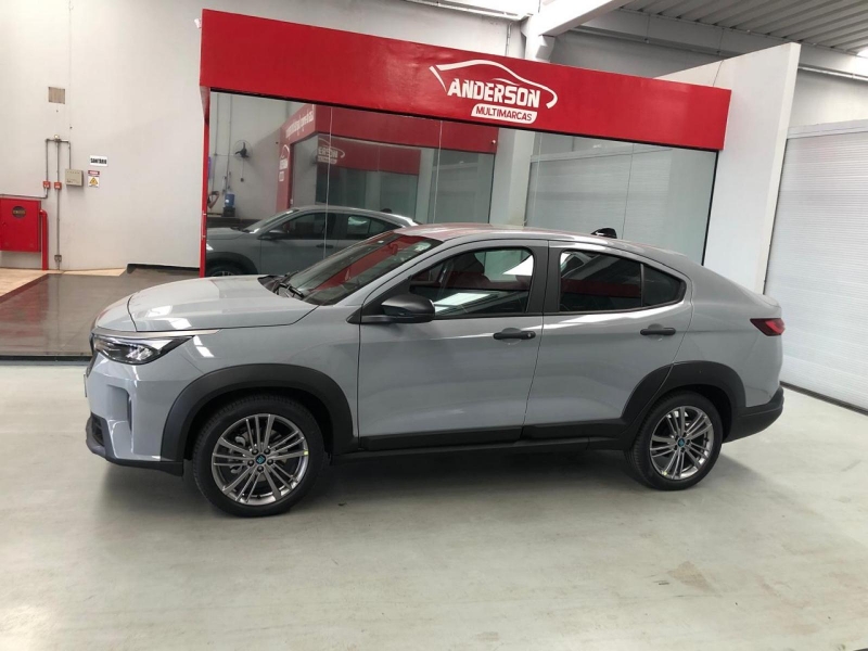 Fiat FASTBACK 1.0 TURBO 200 Fiat FASTBACK 1.0 TURBO 200