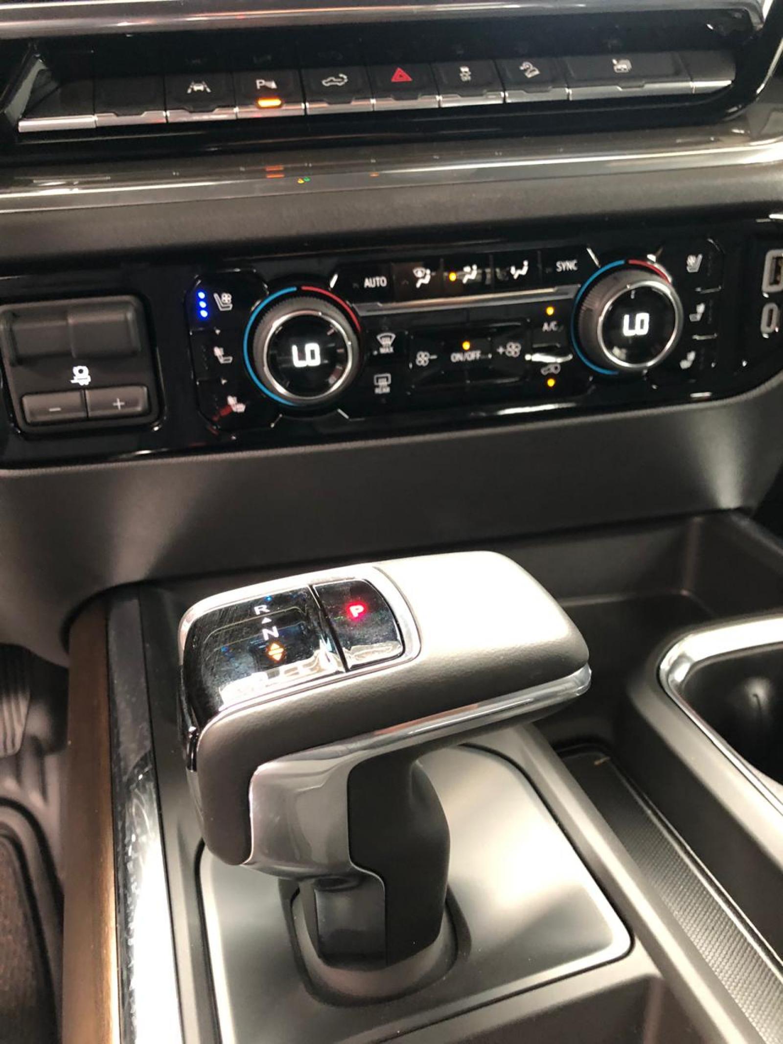 Chevrolet SILVERADO 5.3 V8 HIGH COUNTRY 4X4 - foto 11