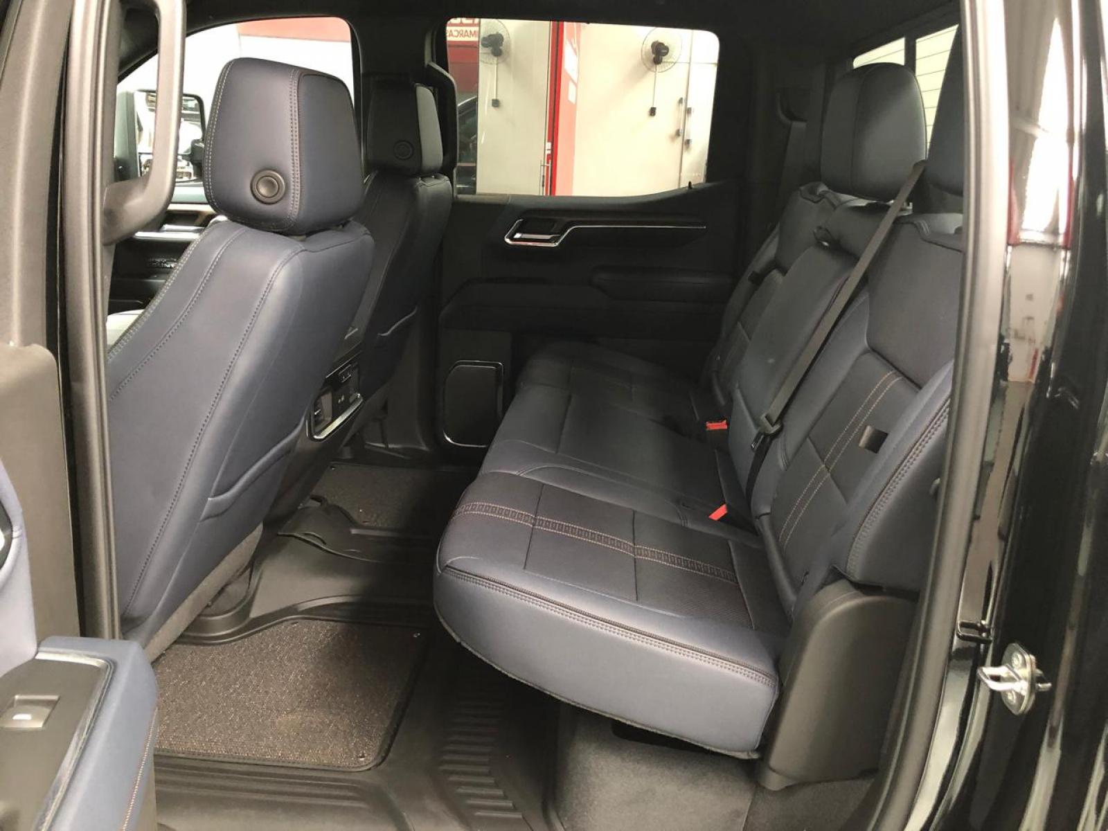 Chevrolet SILVERADO 5.3 V8 HIGH COUNTRY 4X4 - foto 9