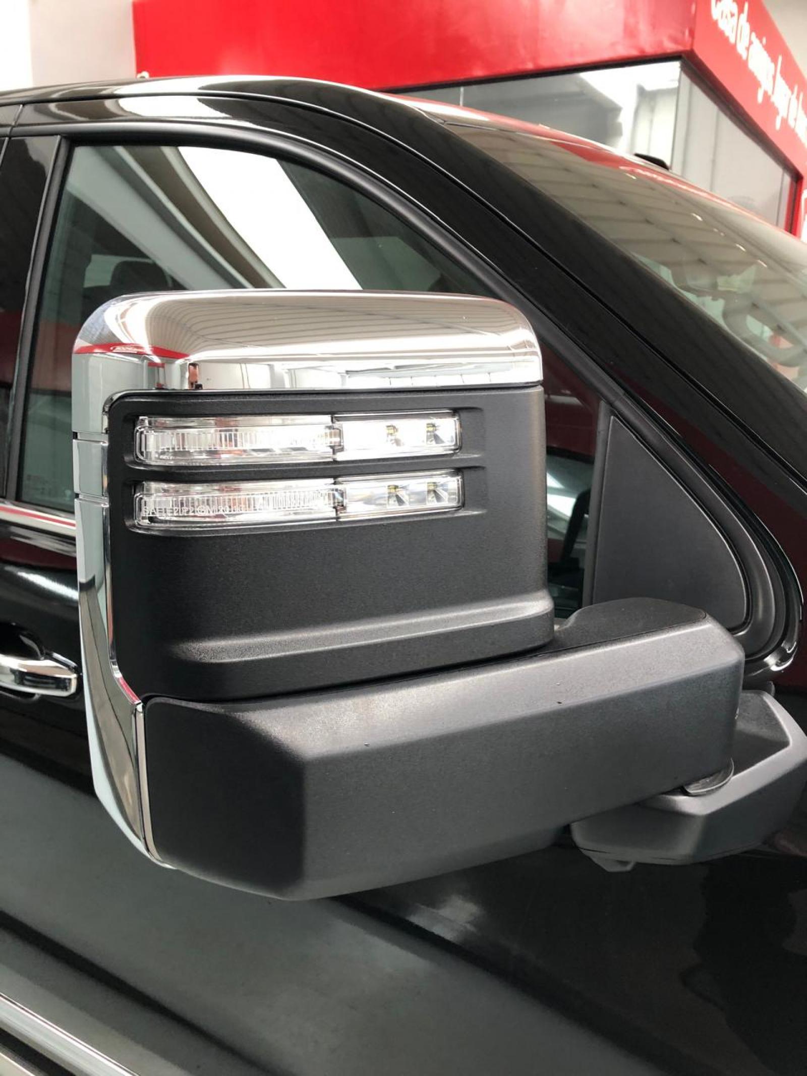 Chevrolet SILVERADO 5.3 V8 HIGH COUNTRY 4X4 - foto 22