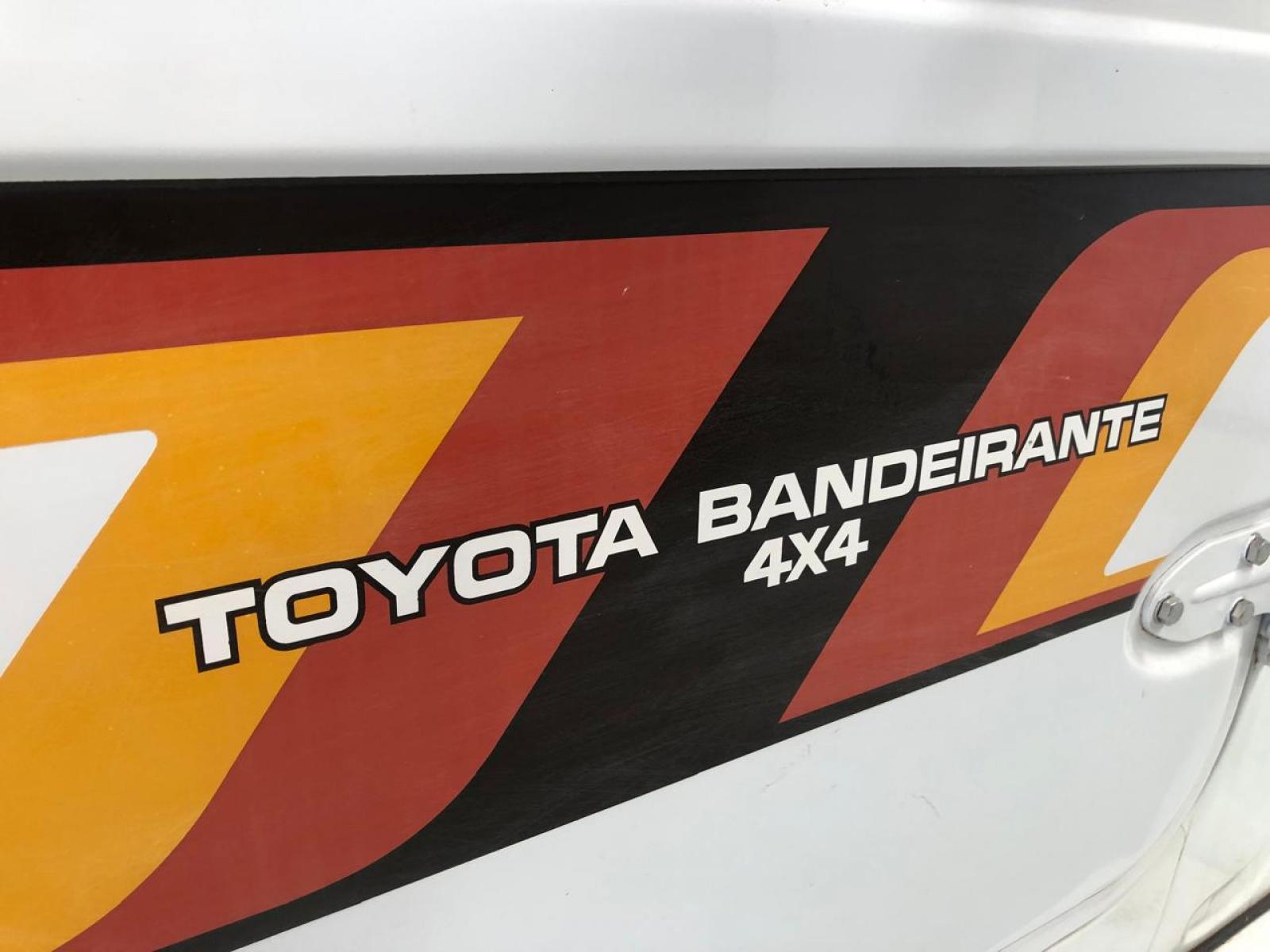 Toyota BANDEIRANTE 4X4 - foto 13