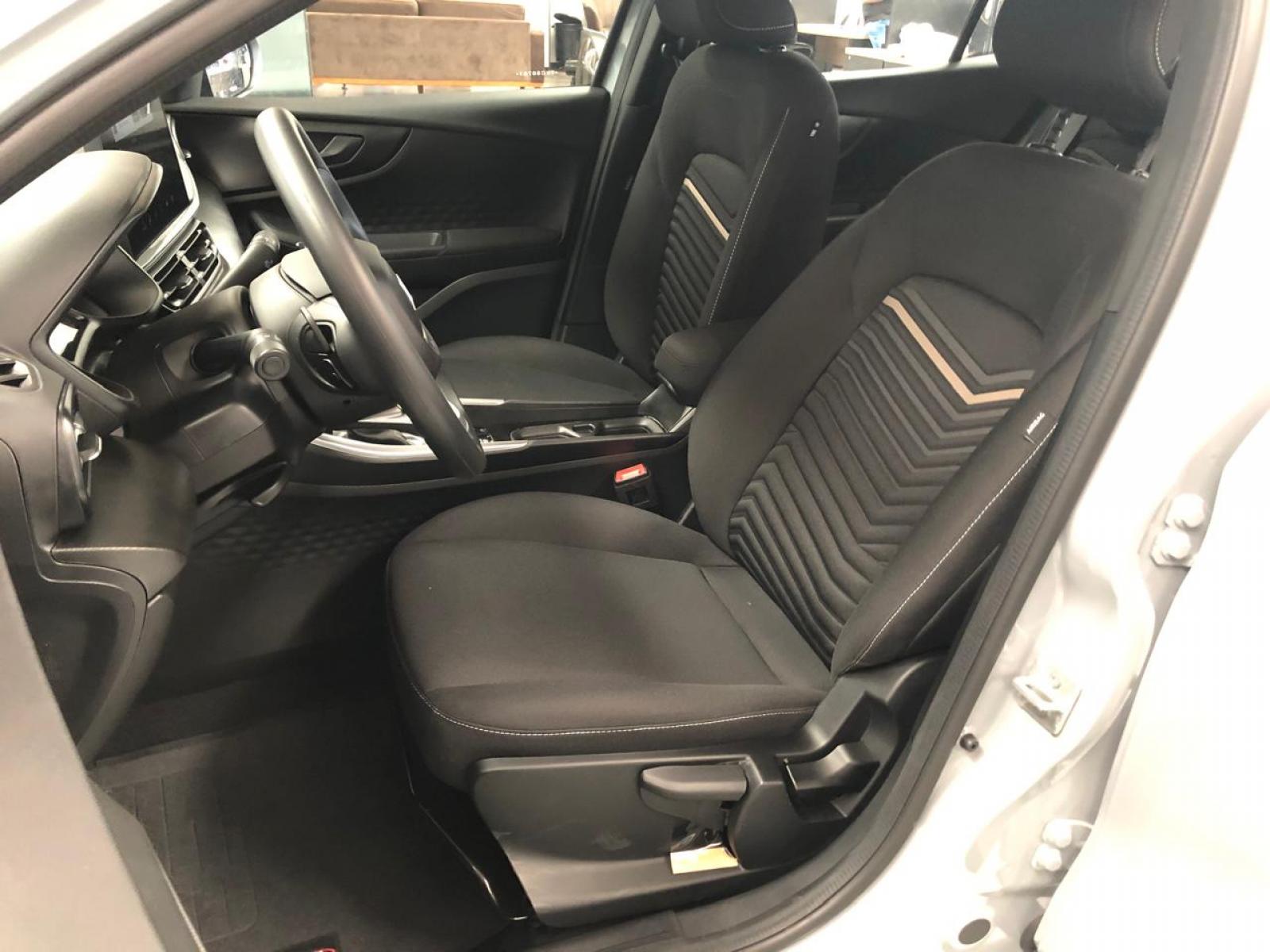 Fiat FASTBACK 1.0 TURBO 200 - foto 9