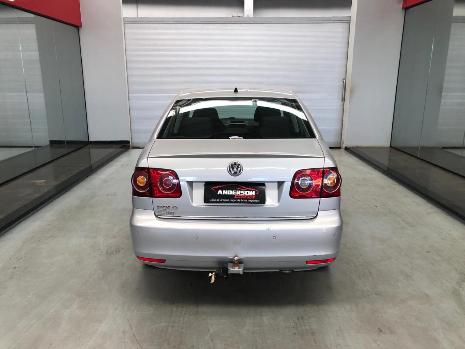 Volkswagen POLO SEDAN 1.6 MI COMFORTLINE 8V - foto 6