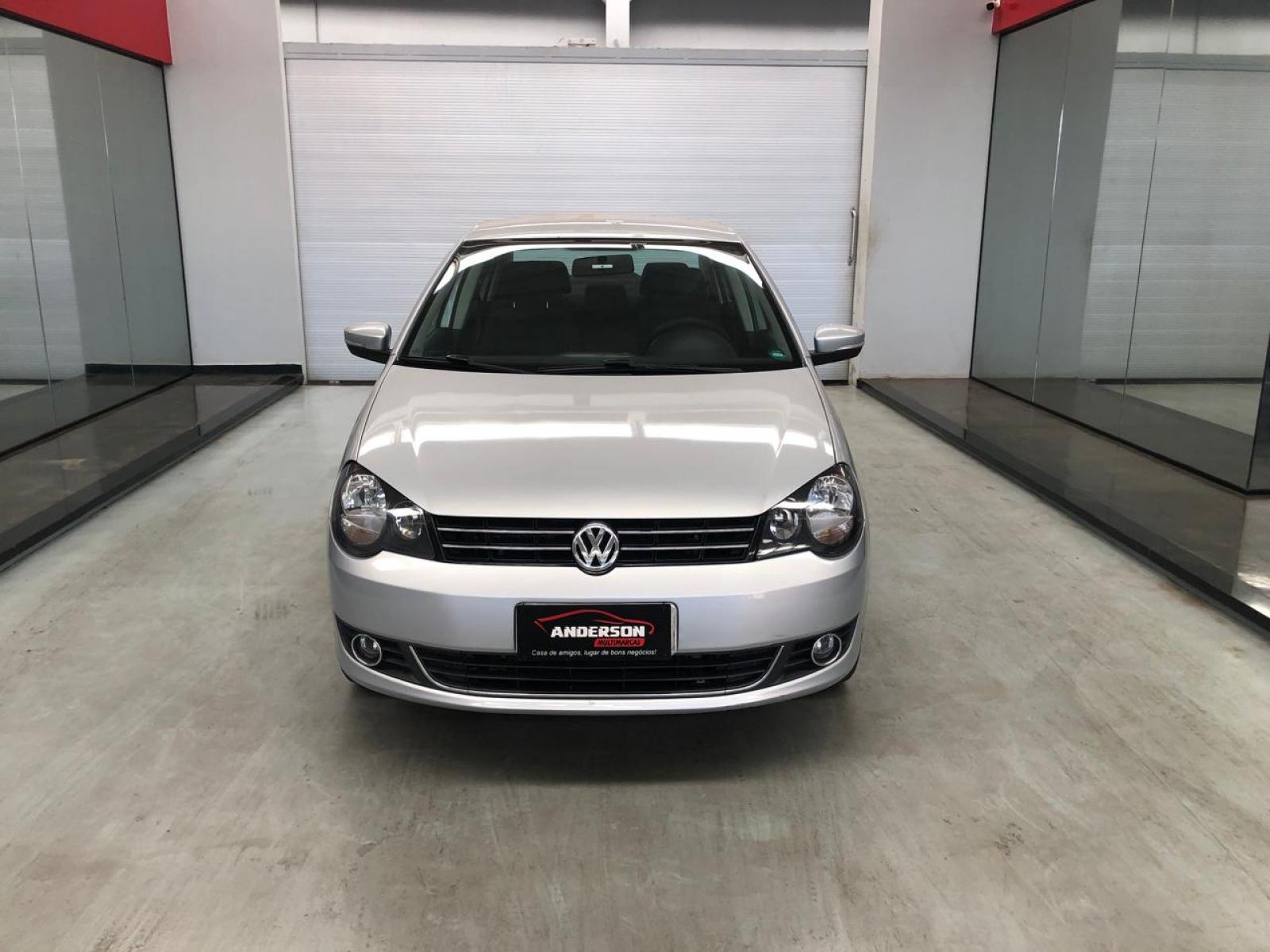 Volkswagen POLO SEDAN 1.6 MI COMFORTLINE 8V - foto 3