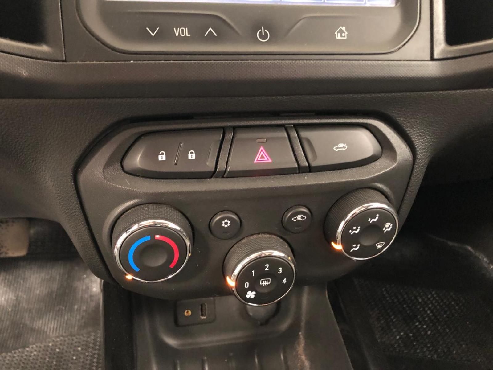 Chevrolet ONIX 1.4 MPFI EFFECT 8V - foto 11