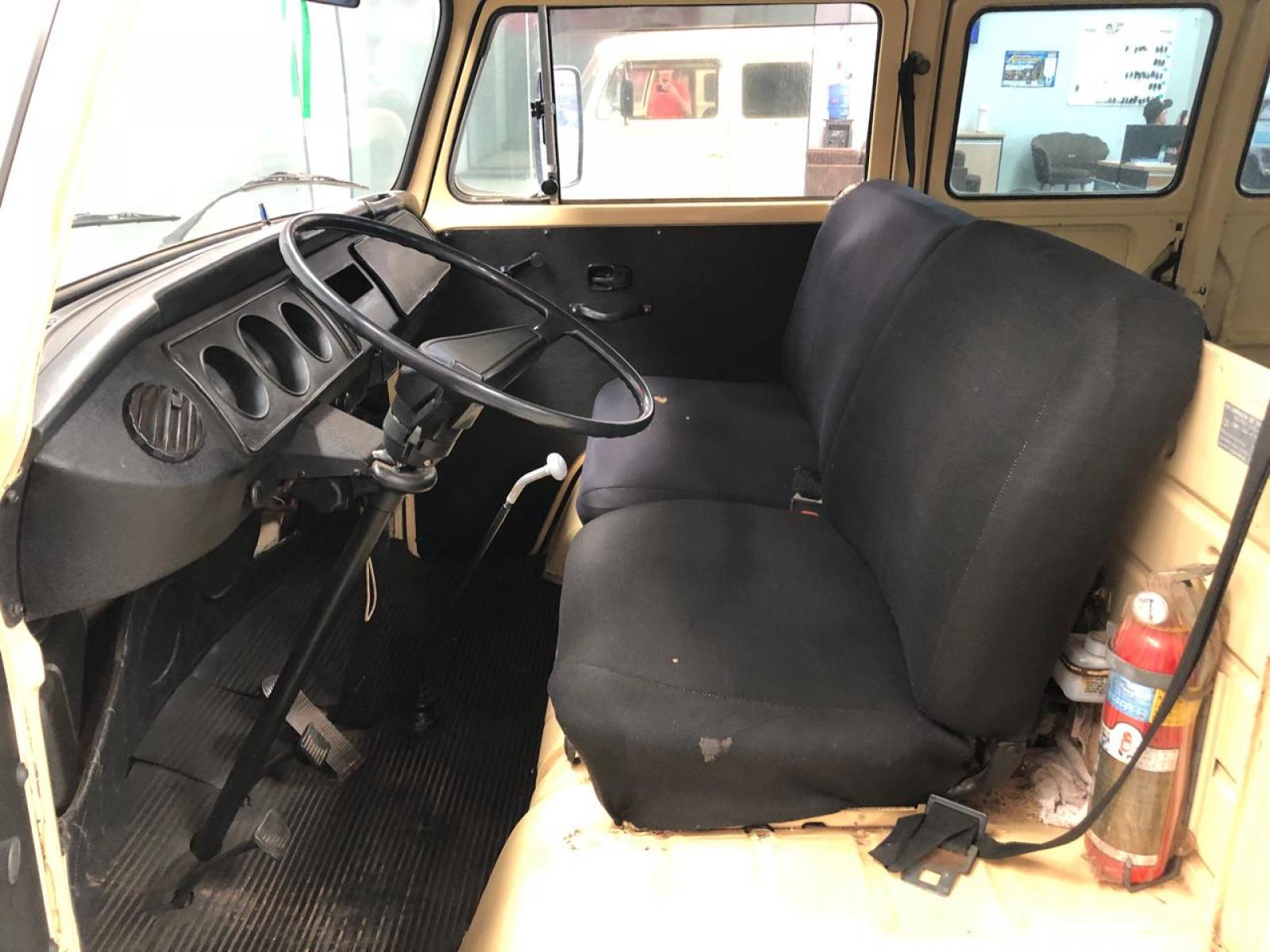 Volkswagen KOMBI - foto 8