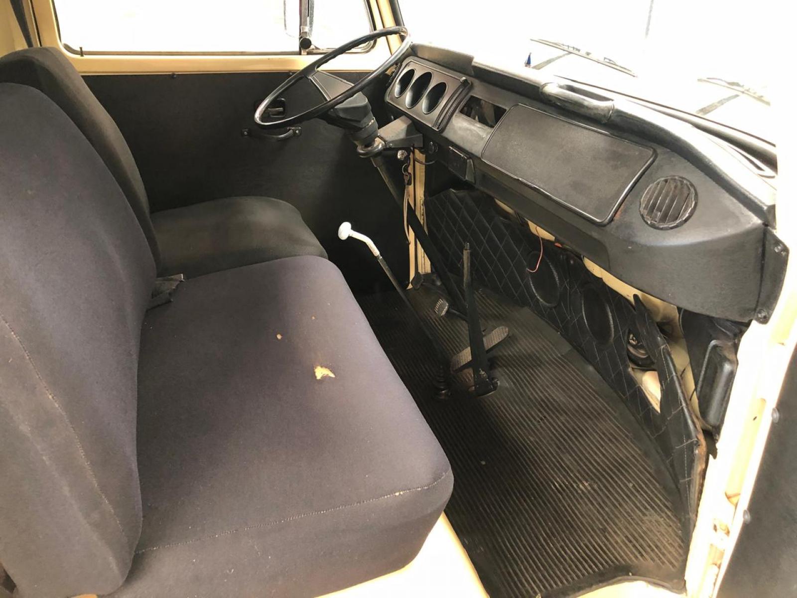 Volkswagen KOMBI - foto 10