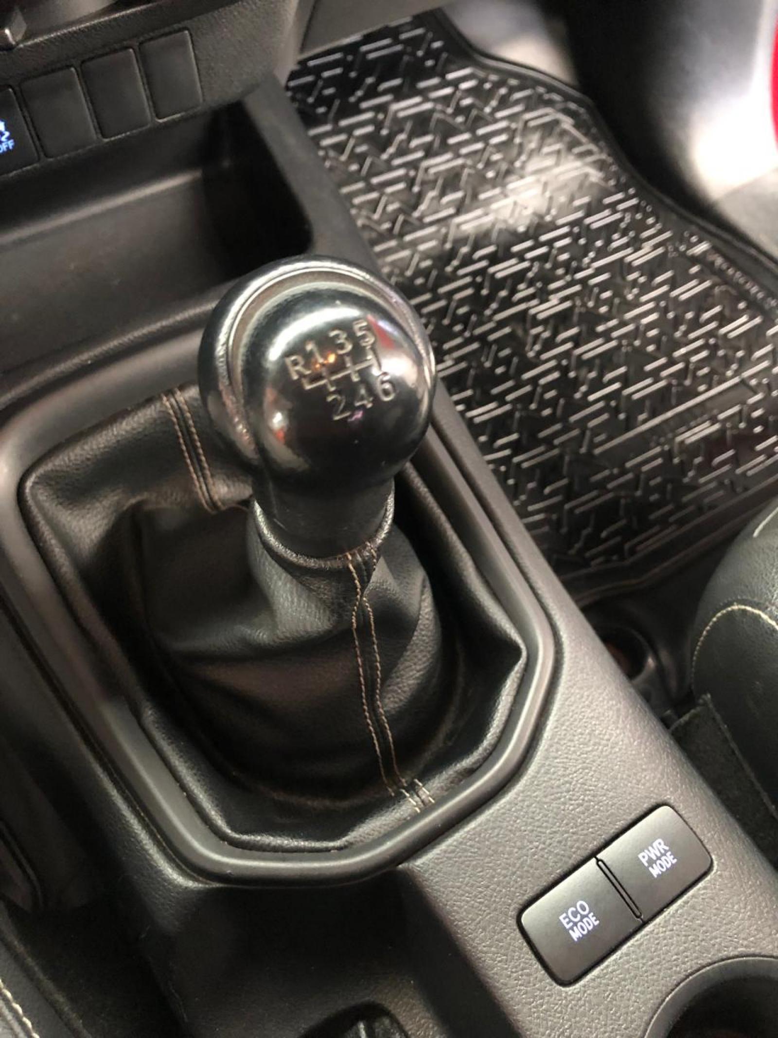 Toyota HILUX 2.8 4X4 CD - foto 11