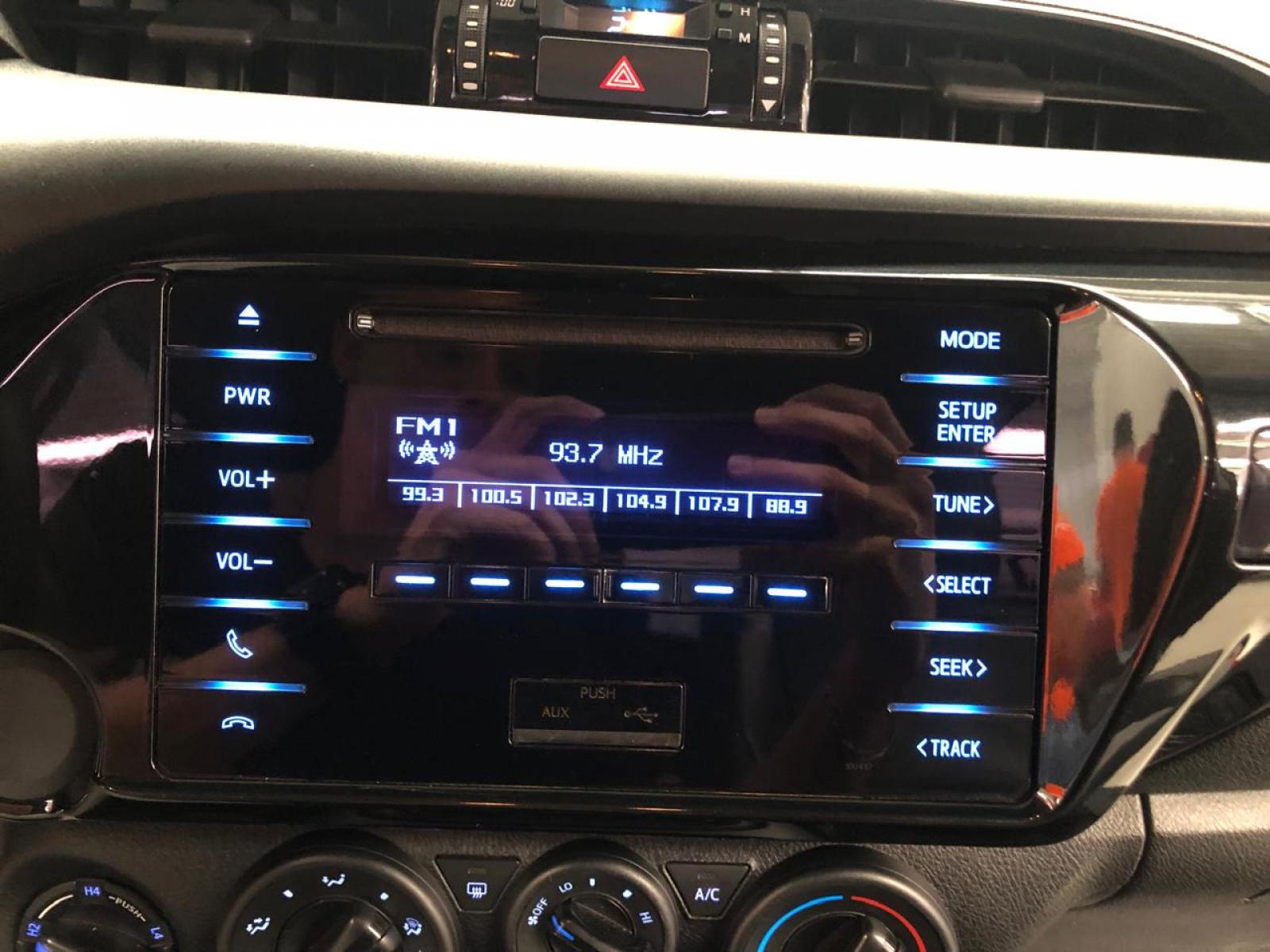 Toyota HILUX 2.8 4X4 CD - foto 12