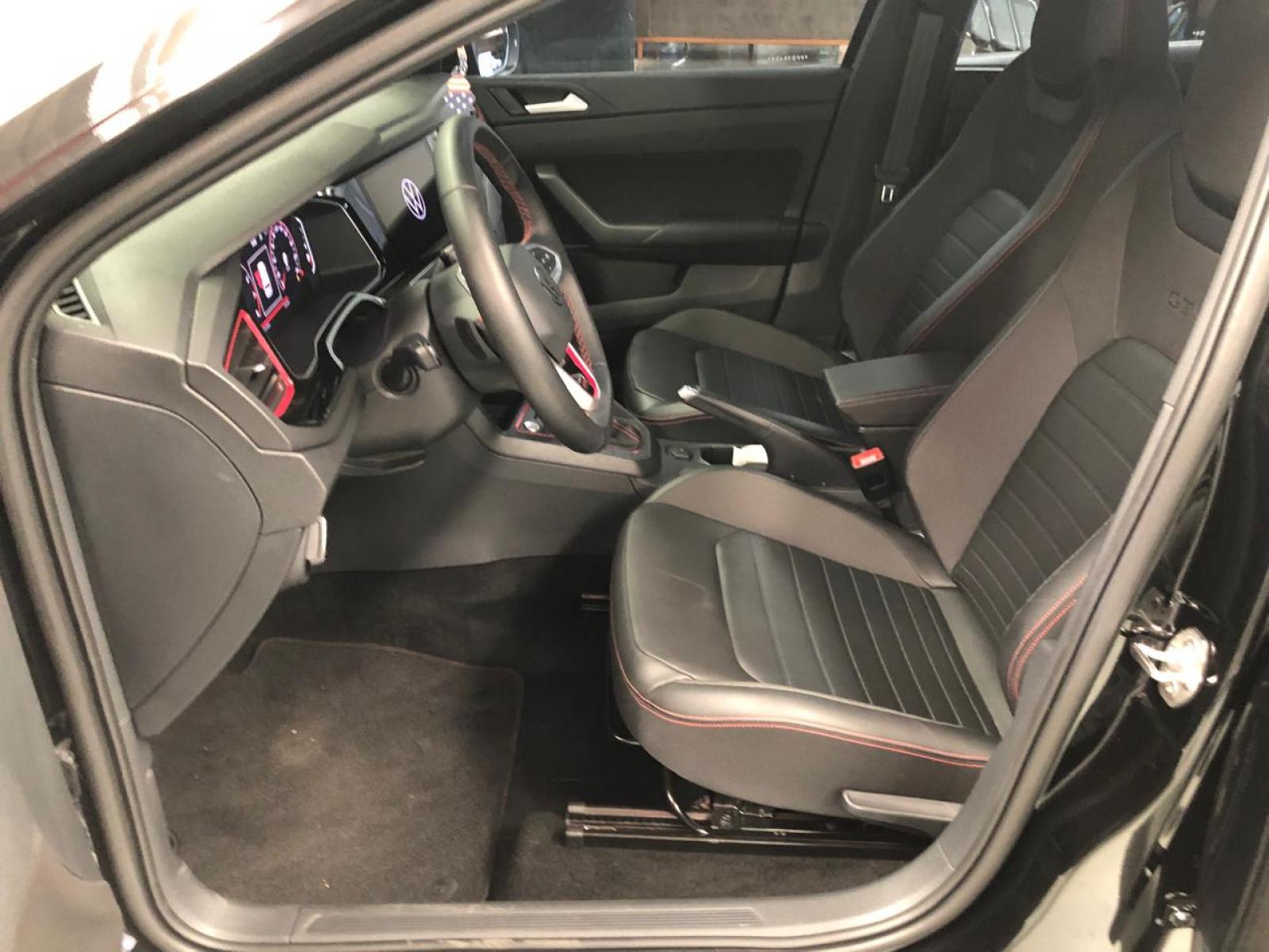 Volkswagen POLO 1.4 250 TSI GTS - foto 8