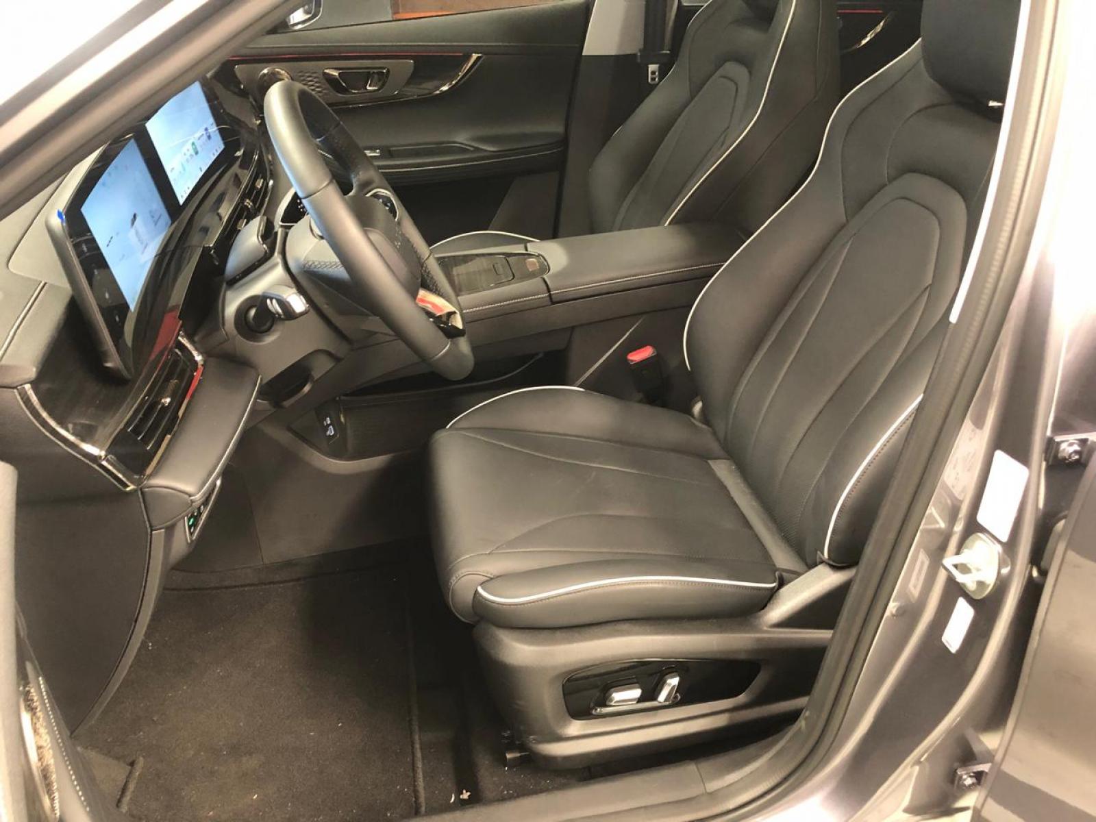 JAECOO OMODA E5 - foto 9