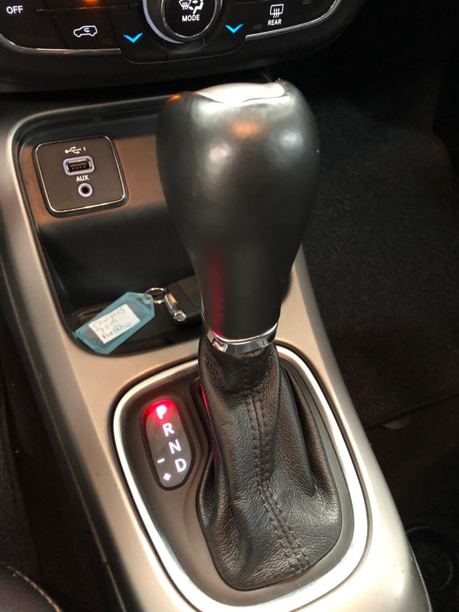 Jeep COMPASS 2.0 16V LONGITUDE - foto 11