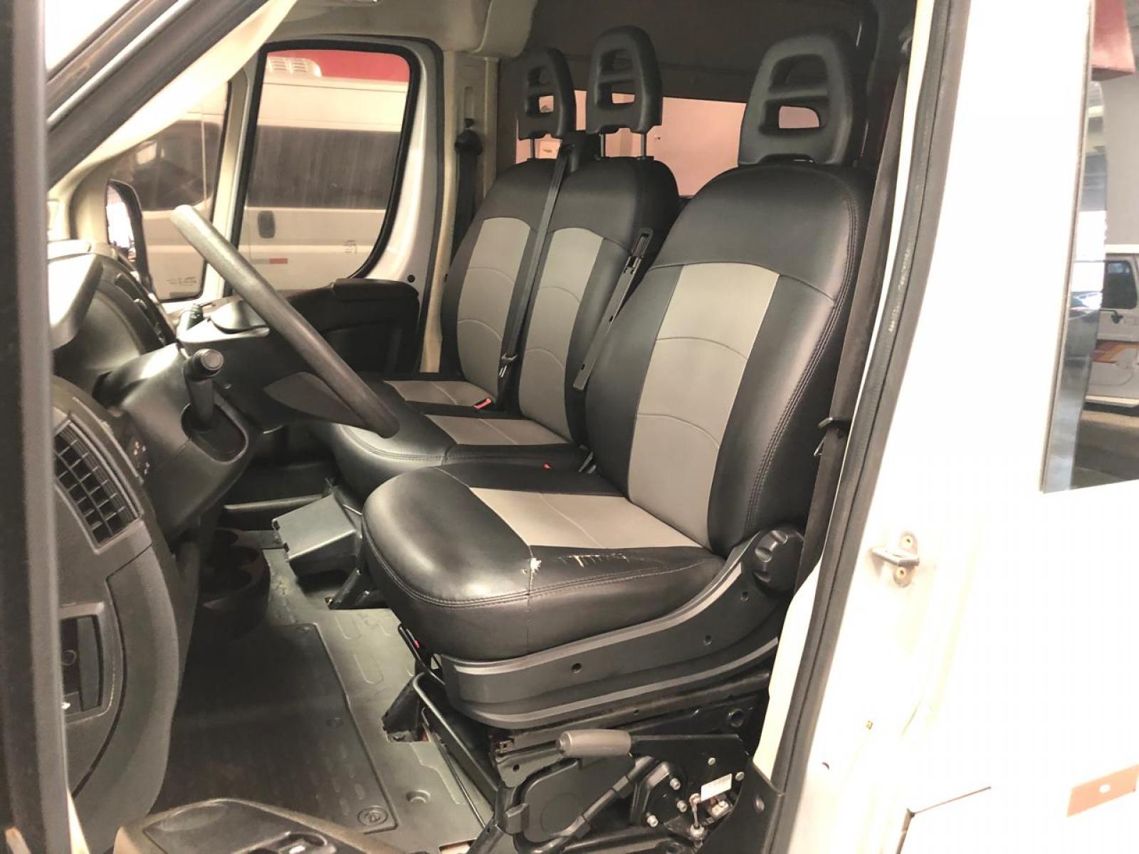 Fiat DUCATO 2.3 16 LUGARES - foto 9