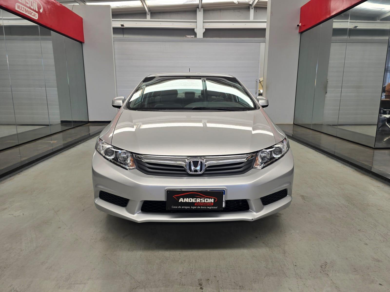 Honda CIVIC 1.8 LXS - foto 2