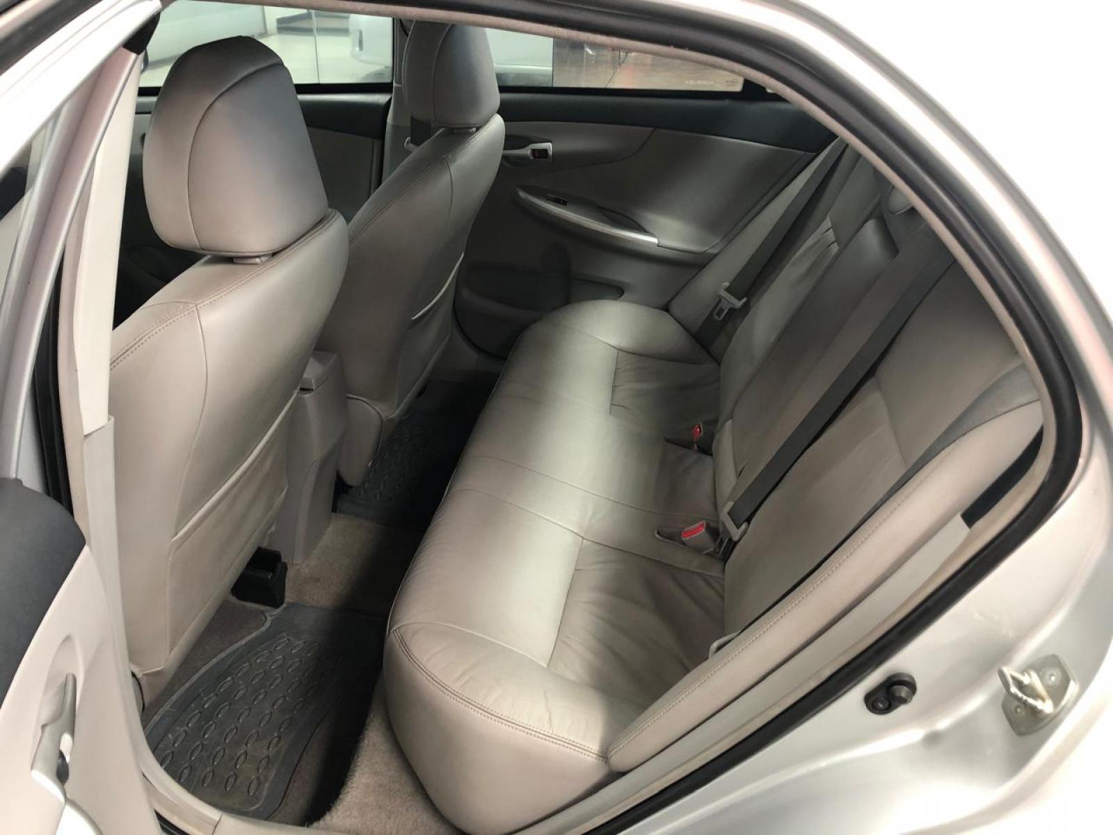 Toyota COROLLA 2.0 XEI - foto 9