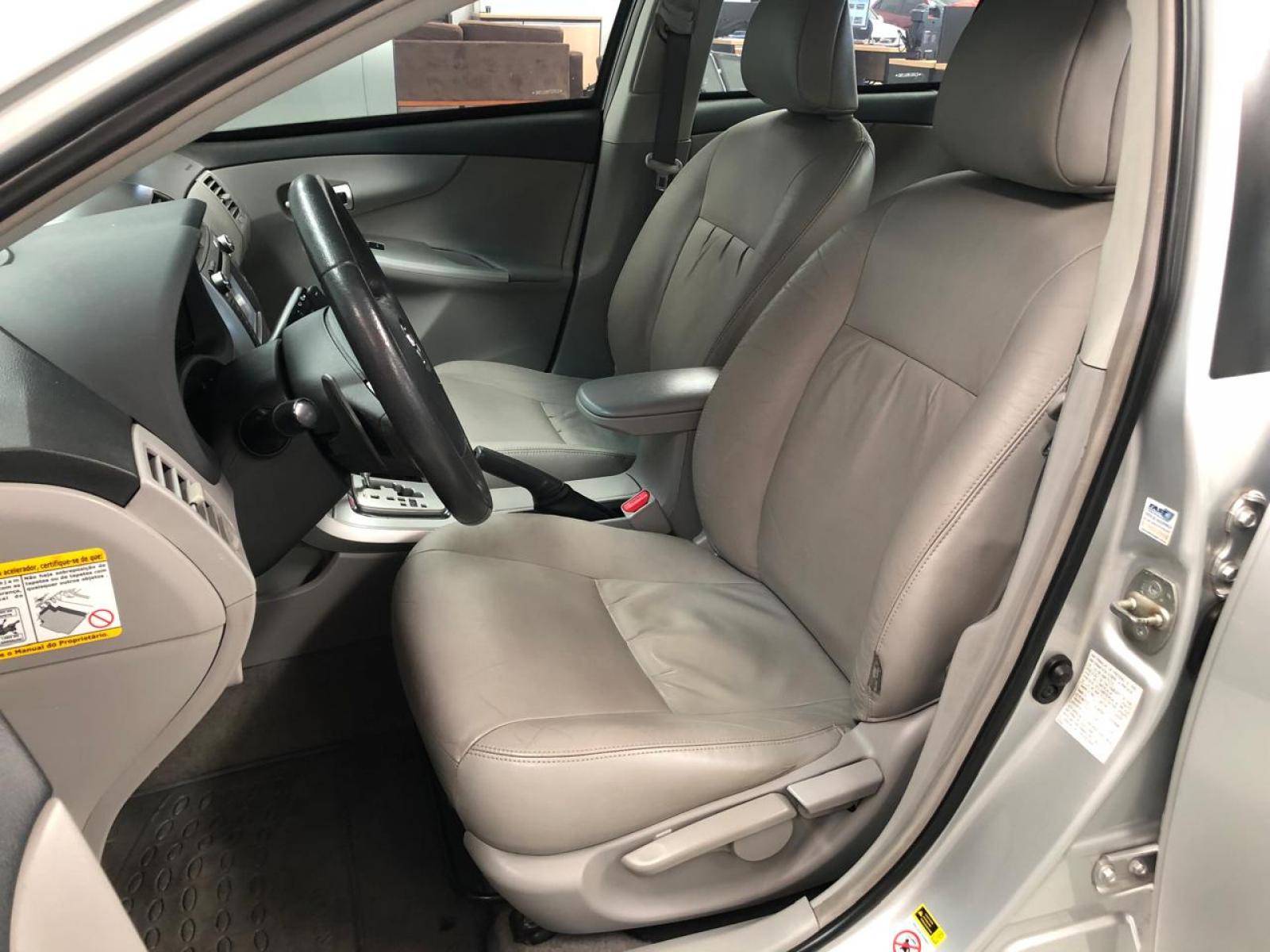 Toyota COROLLA 2.0 XEI - foto 8