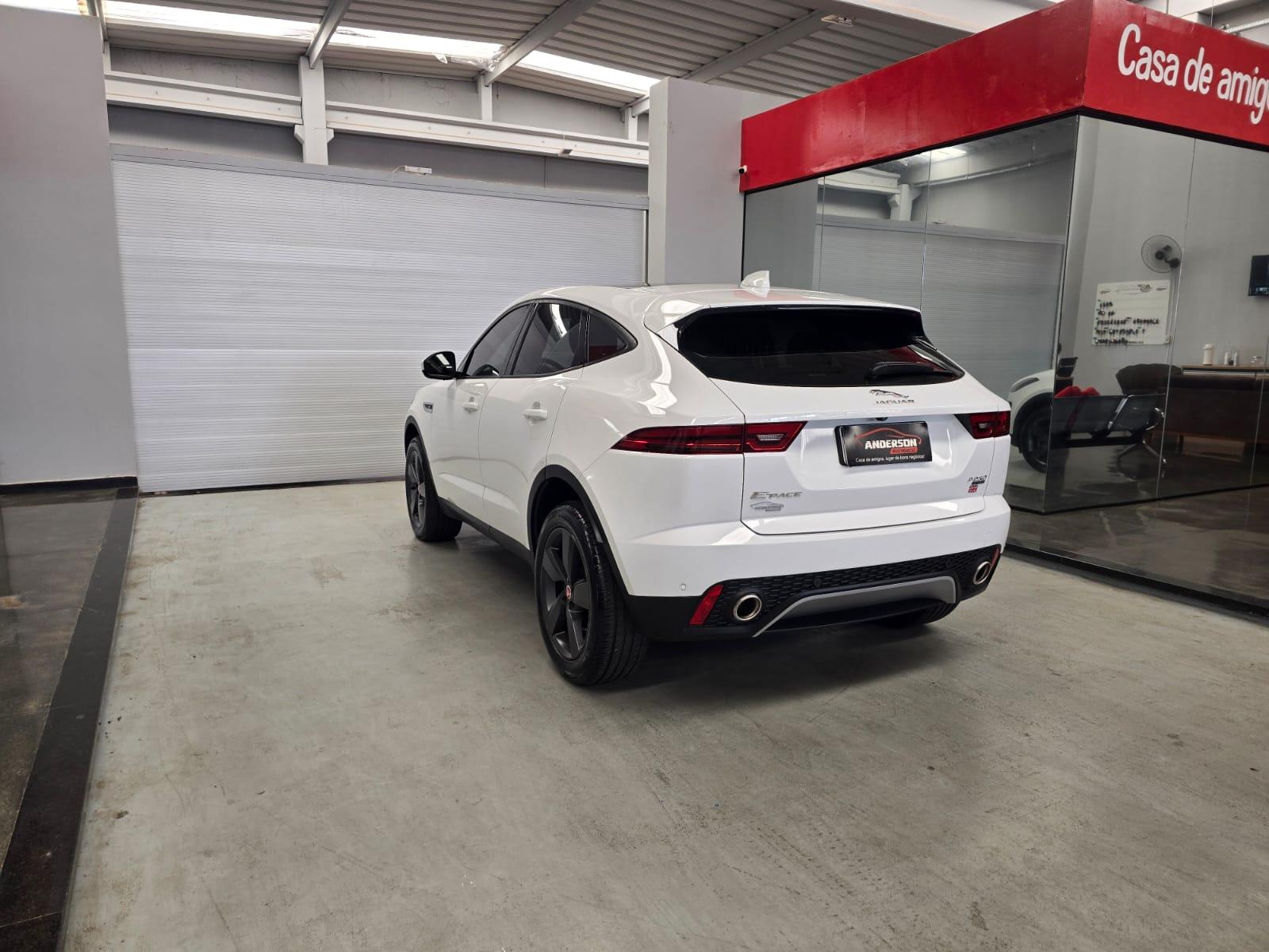 Jaguar E-PACE 2.0 P250 S - foto 6