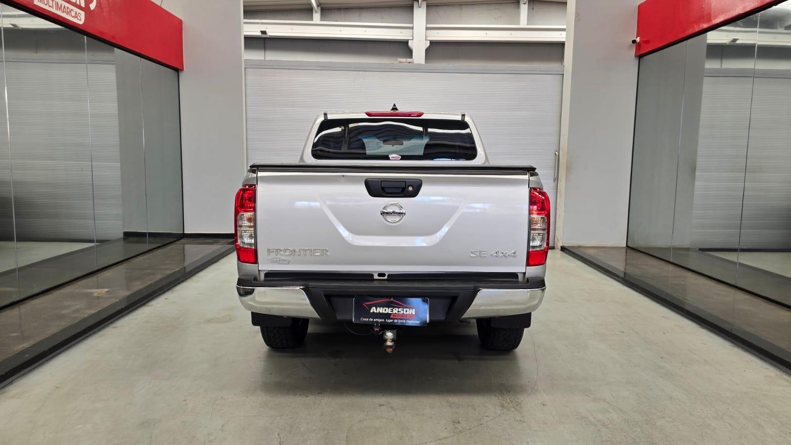 Nissan FRONTIER SE 4X4 - foto 5
