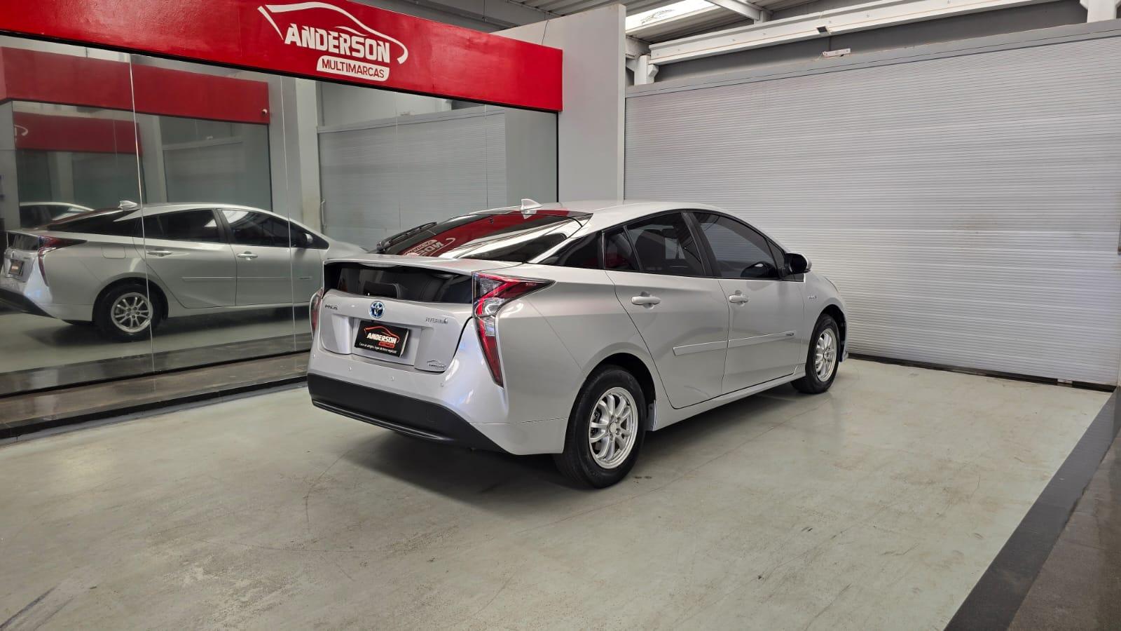 Toyota PRIUS 1.8 - foto 4