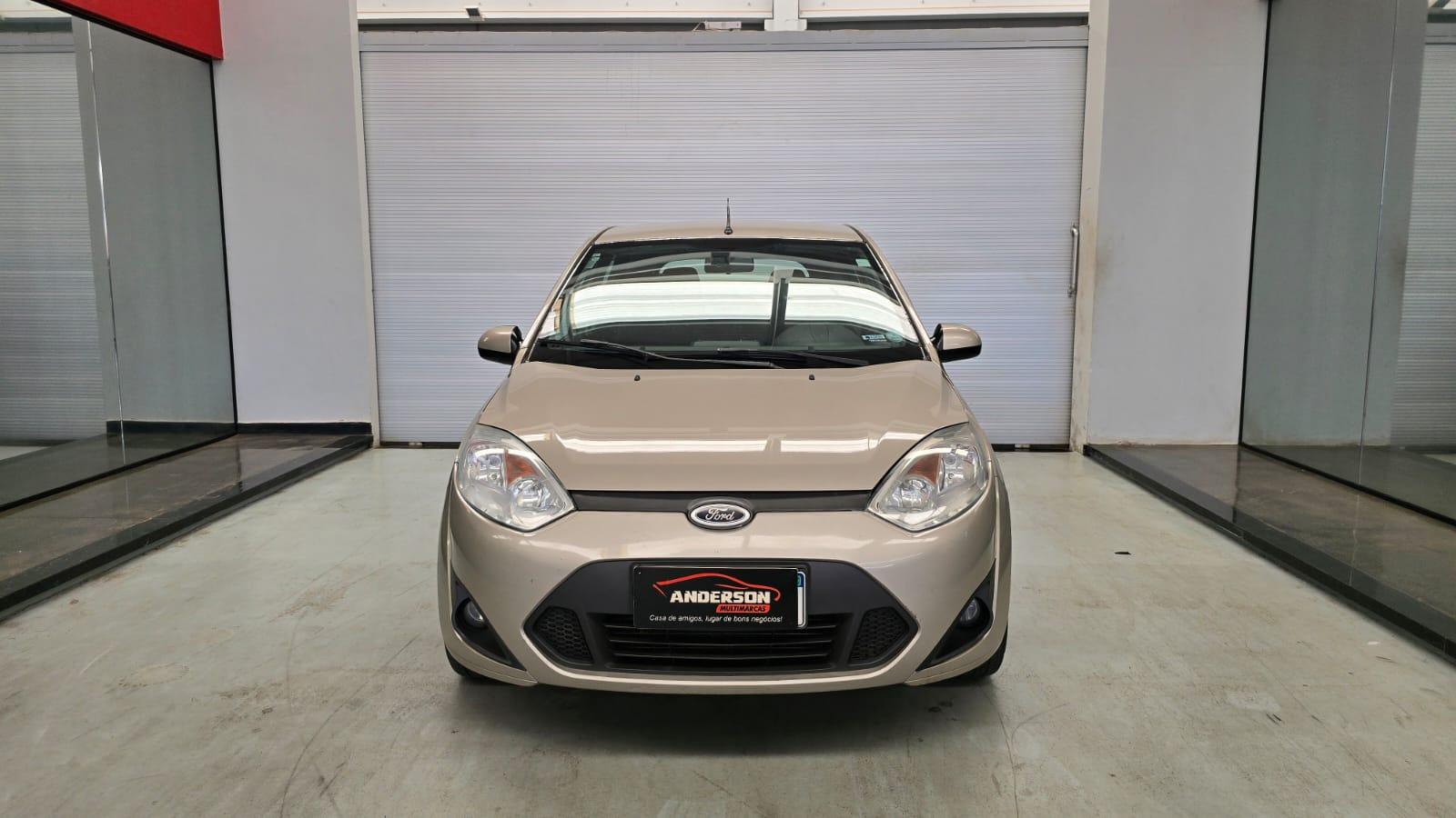 Ford FIESTA 1.6 HATCH - foto 2