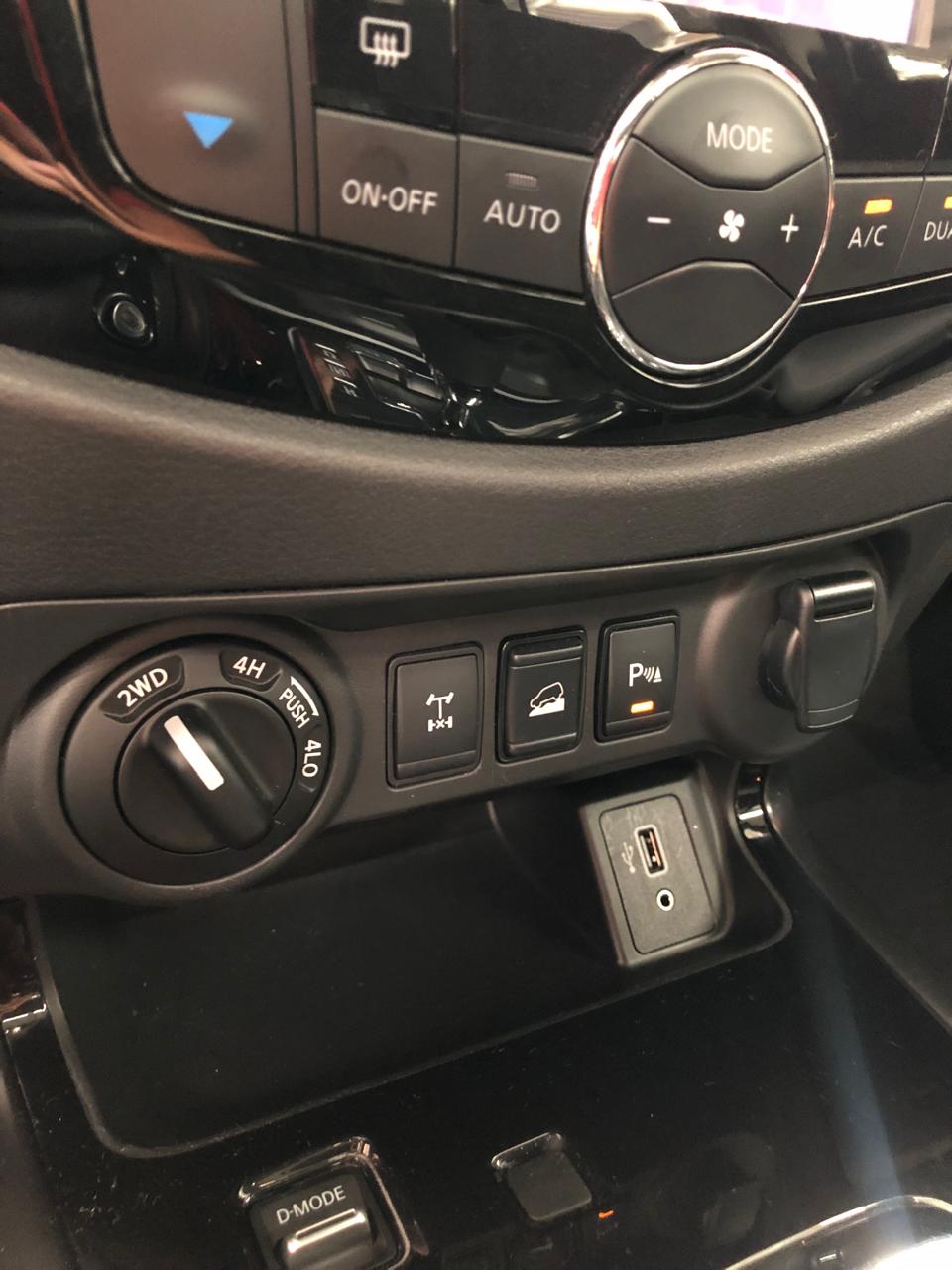 Nissan FRONTIER  - foto 19