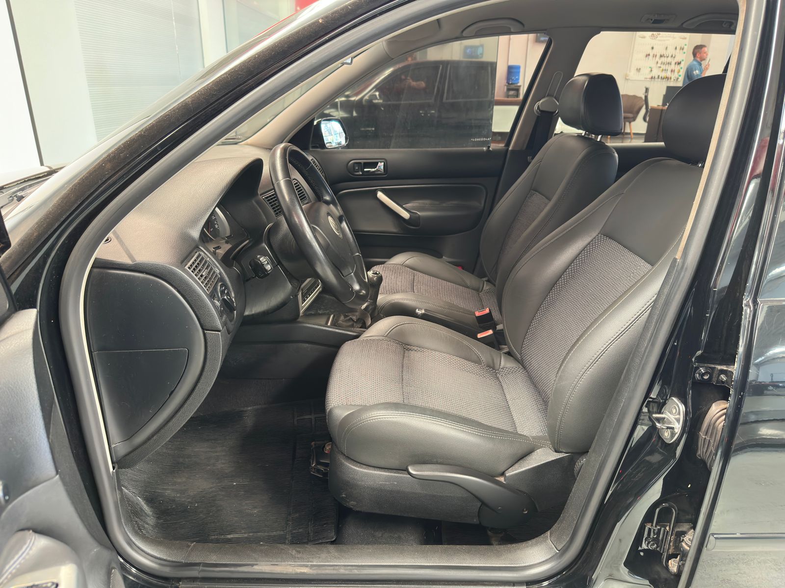 Volkswagen GOLF - foto 8