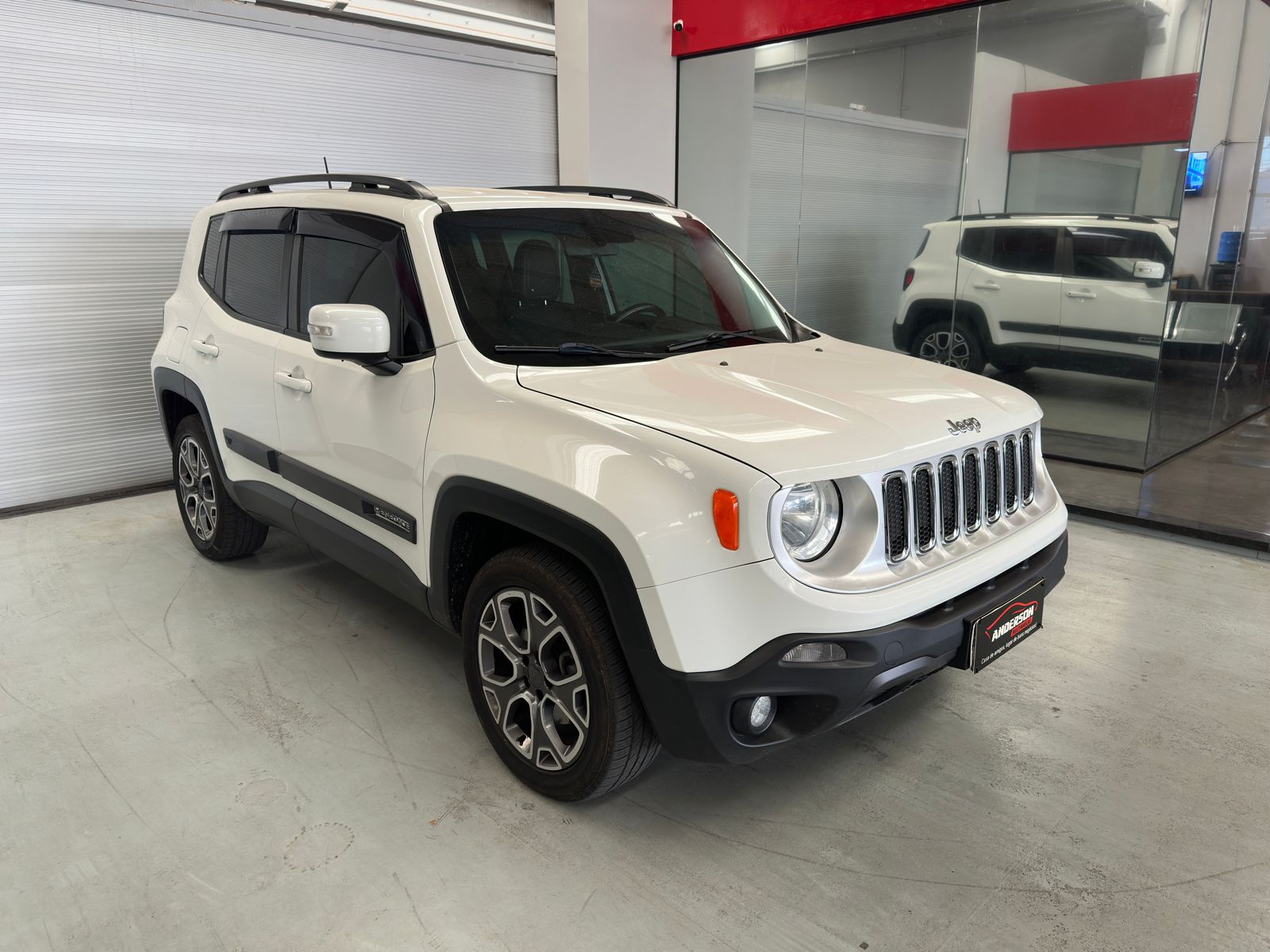 Jeep RENEGADE  - foto 3