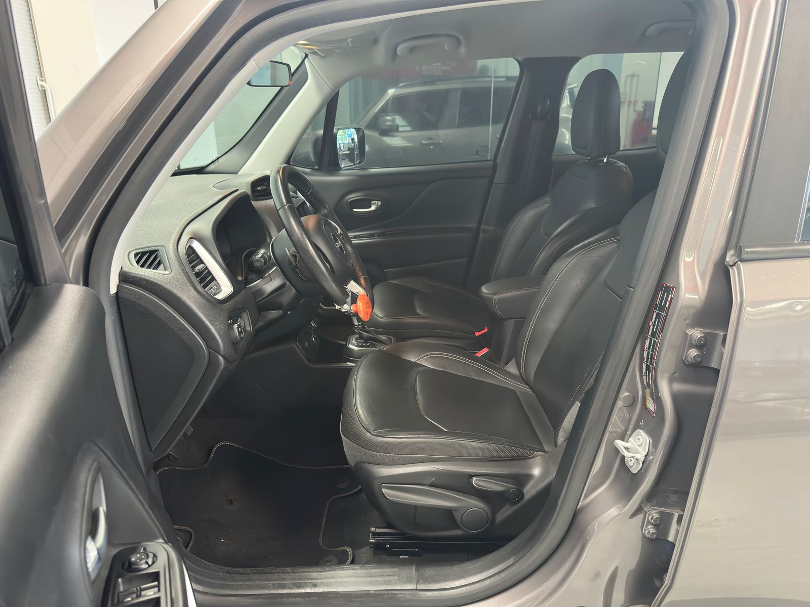 Jeep RENEGADE  - foto 6