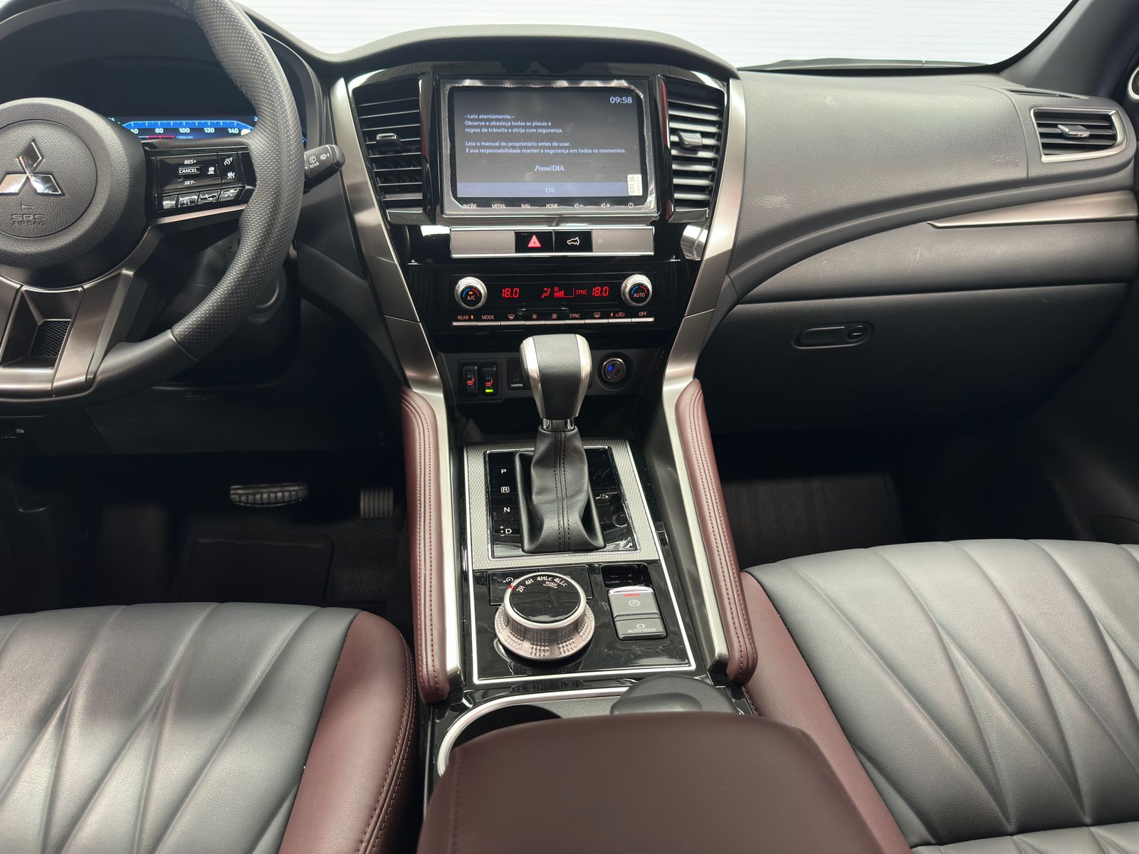 Mitsubishi PAJERO  - foto 13