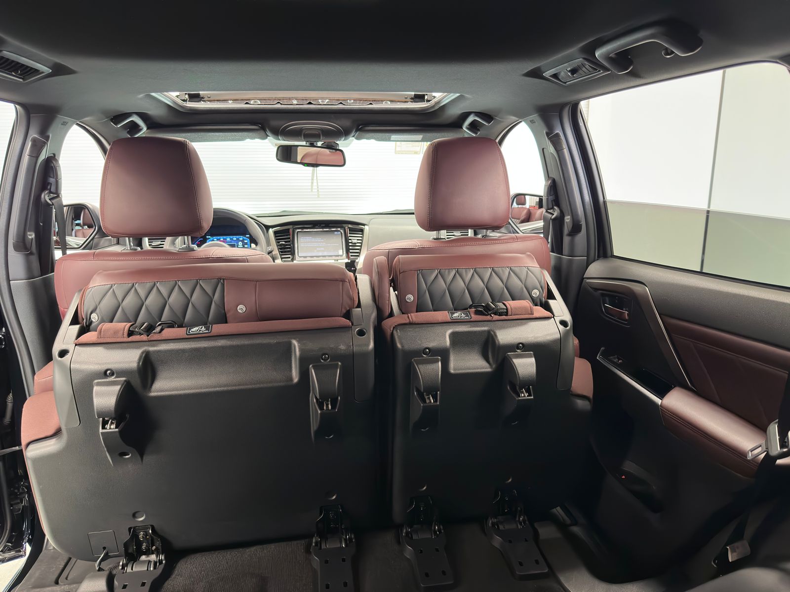 Mitsubishi PAJERO  - foto 16