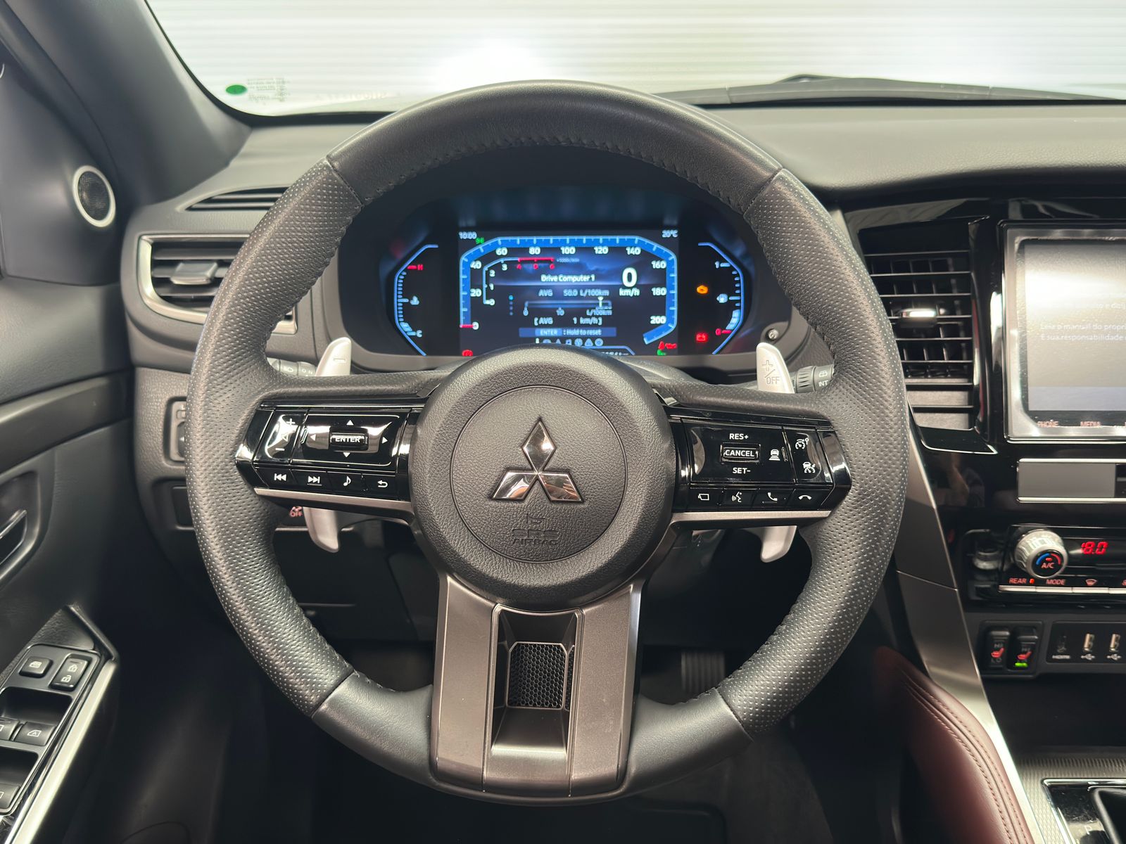 Mitsubishi PAJERO  - foto 10