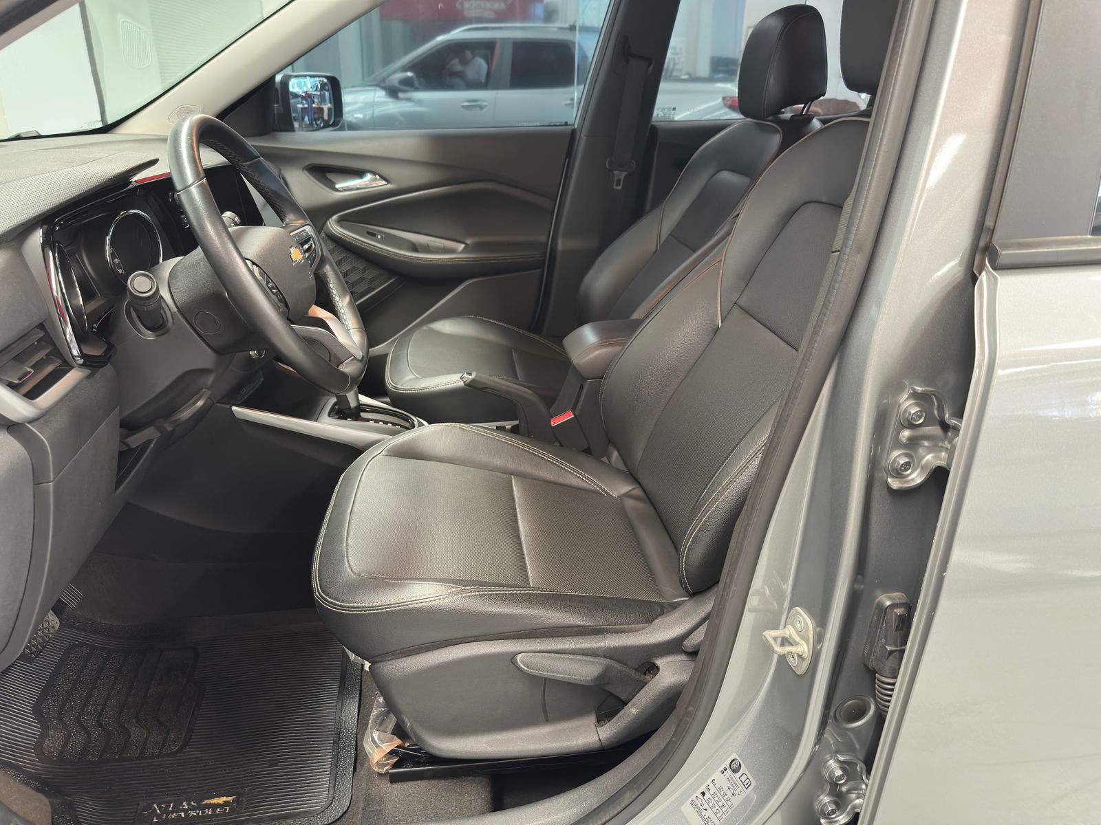 Chevrolet MONTANA - foto 7