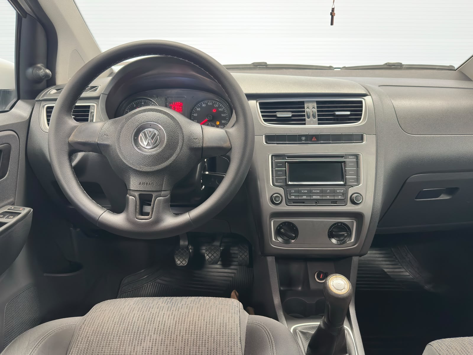 Volkswagen FOX  - foto 9