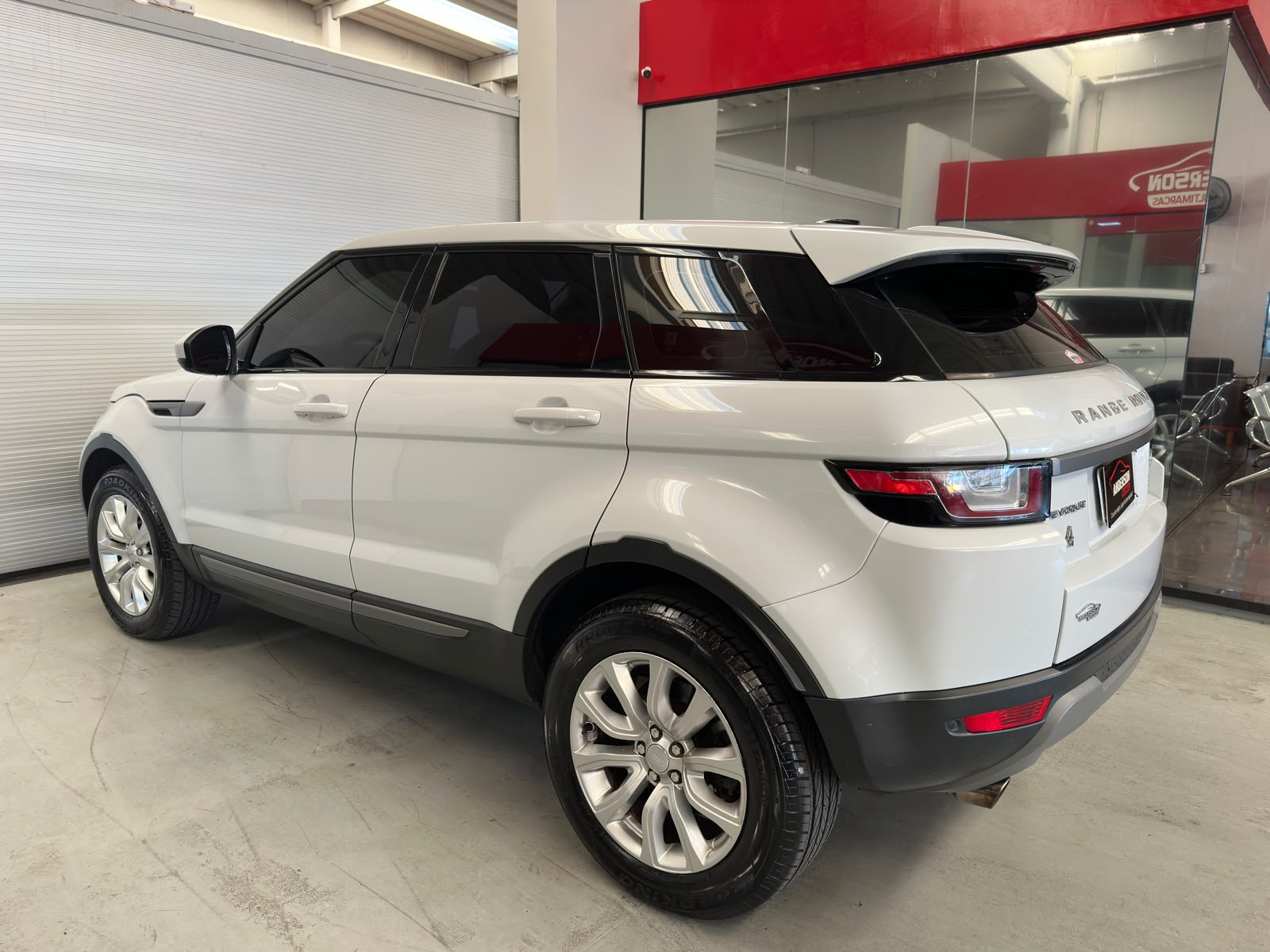 Land Rover RANGE ROVER  - foto 6