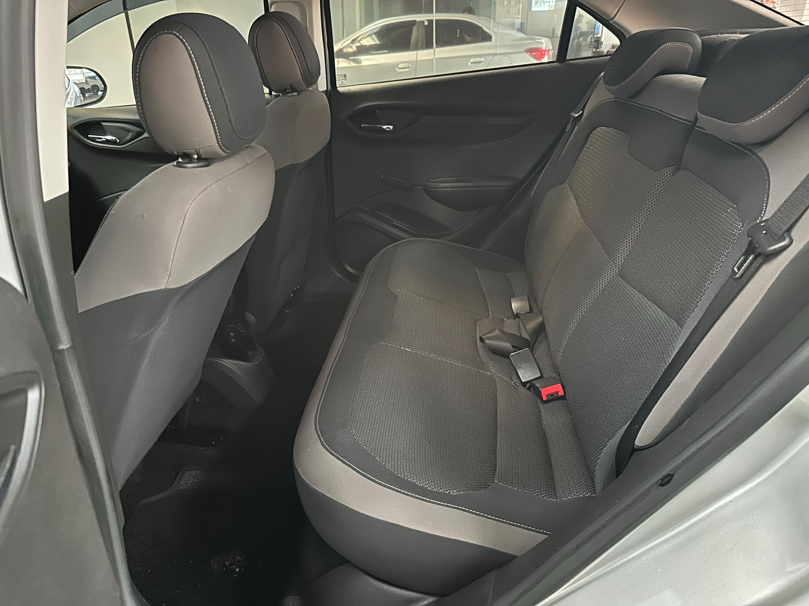 Chevrolet PRISMA  - foto 8