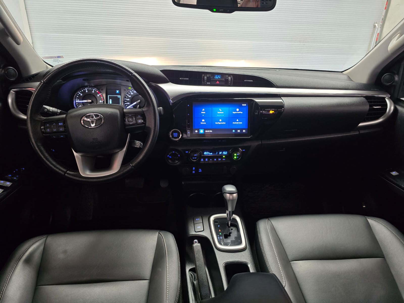 Toyota HILUX - foto 9