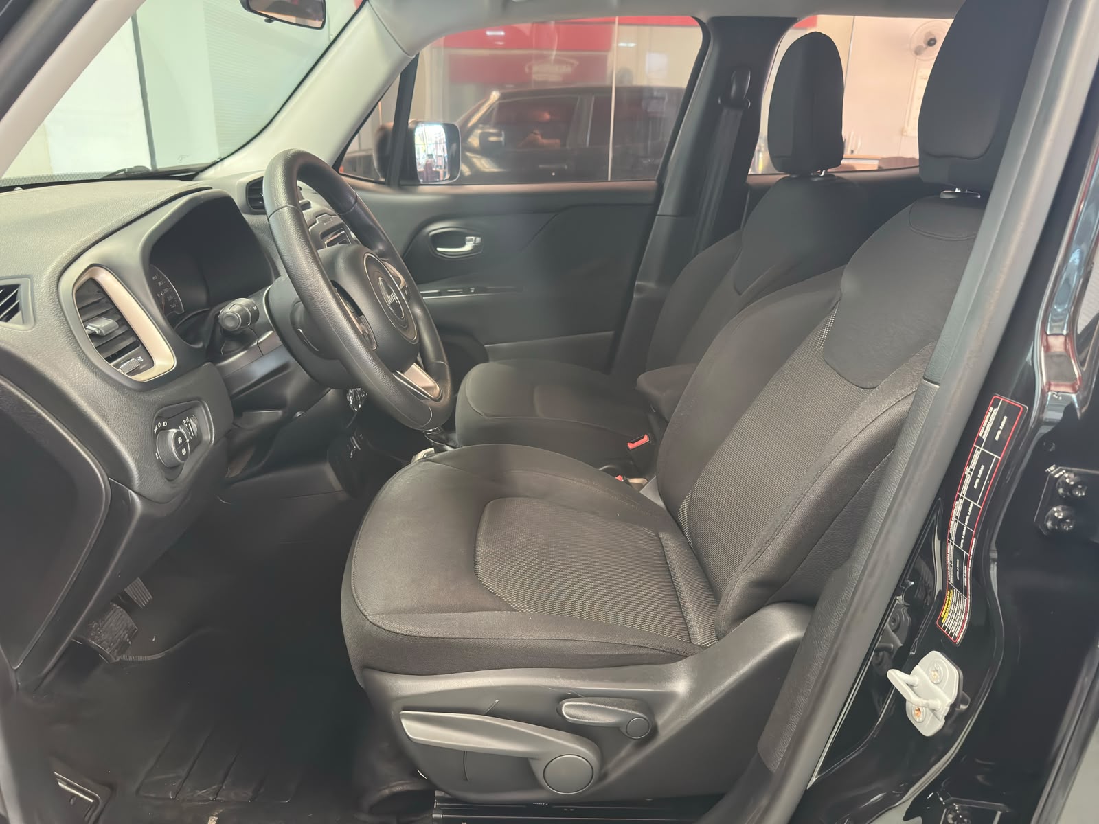 Jeep RENEGADE  - foto 7