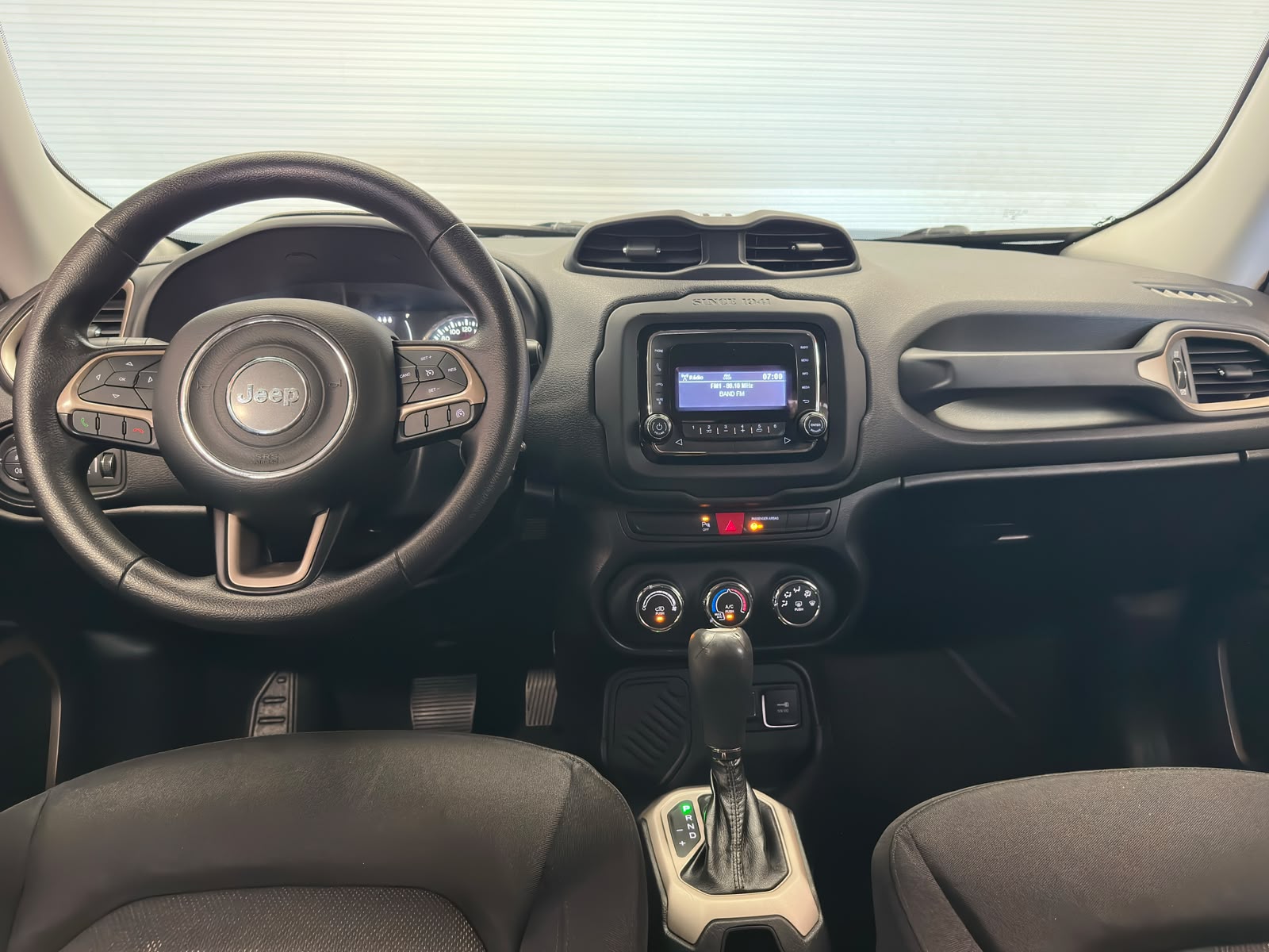 Jeep RENEGADE  - foto 9
