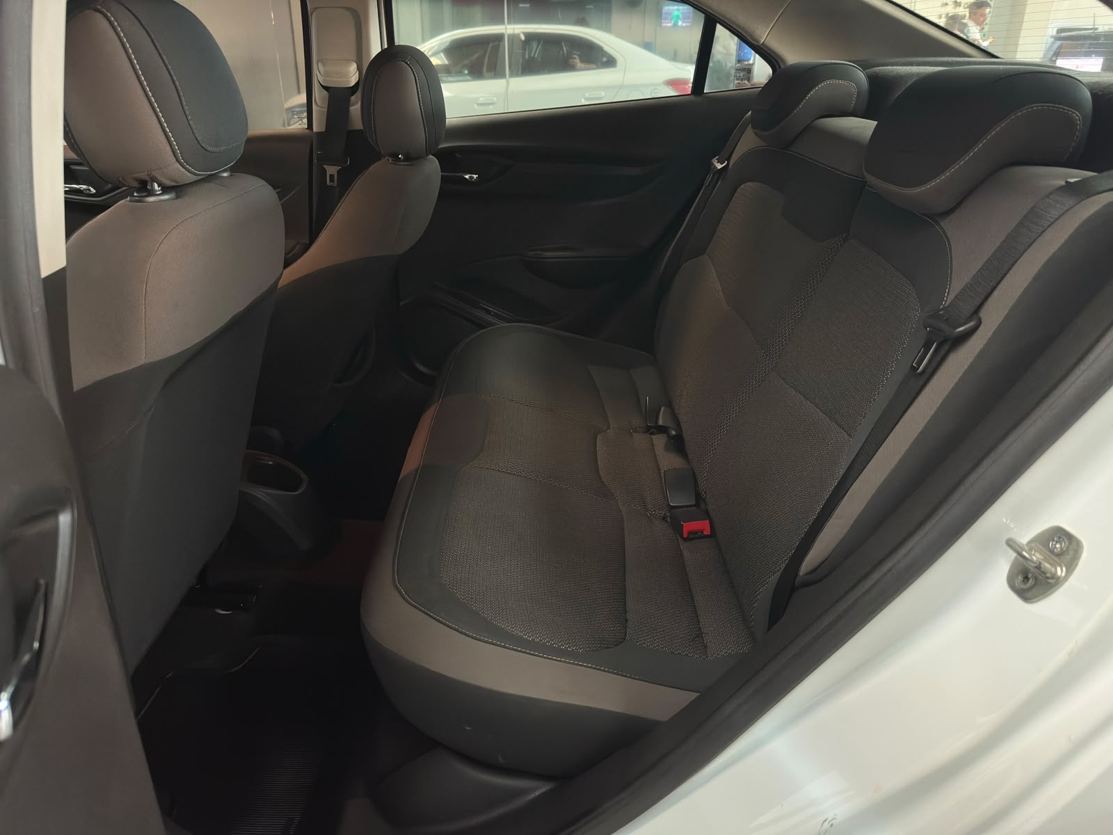 Chevrolet PRISMA  - foto 8