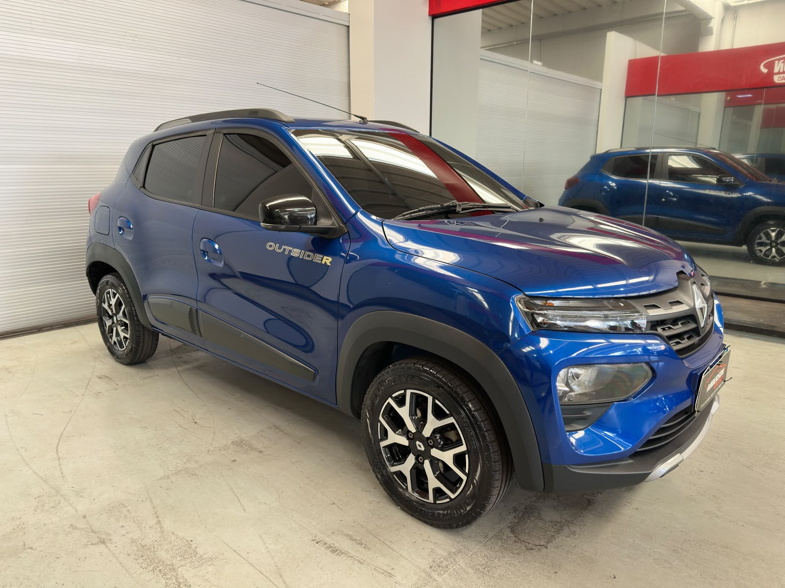 KWID OUTSID 2 a venda na Anderson Multimarcas