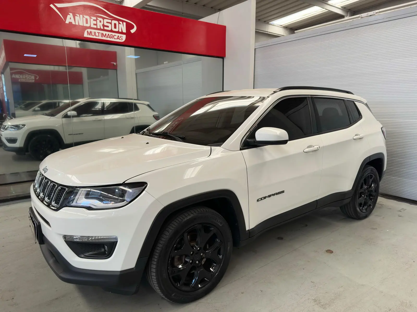 Jeep COMPASS LONGITUDE a venda na Anderson Multimarcas