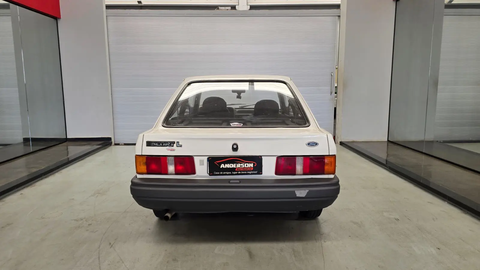 Ford ESCORT L a venda na Anderson Multimarcas