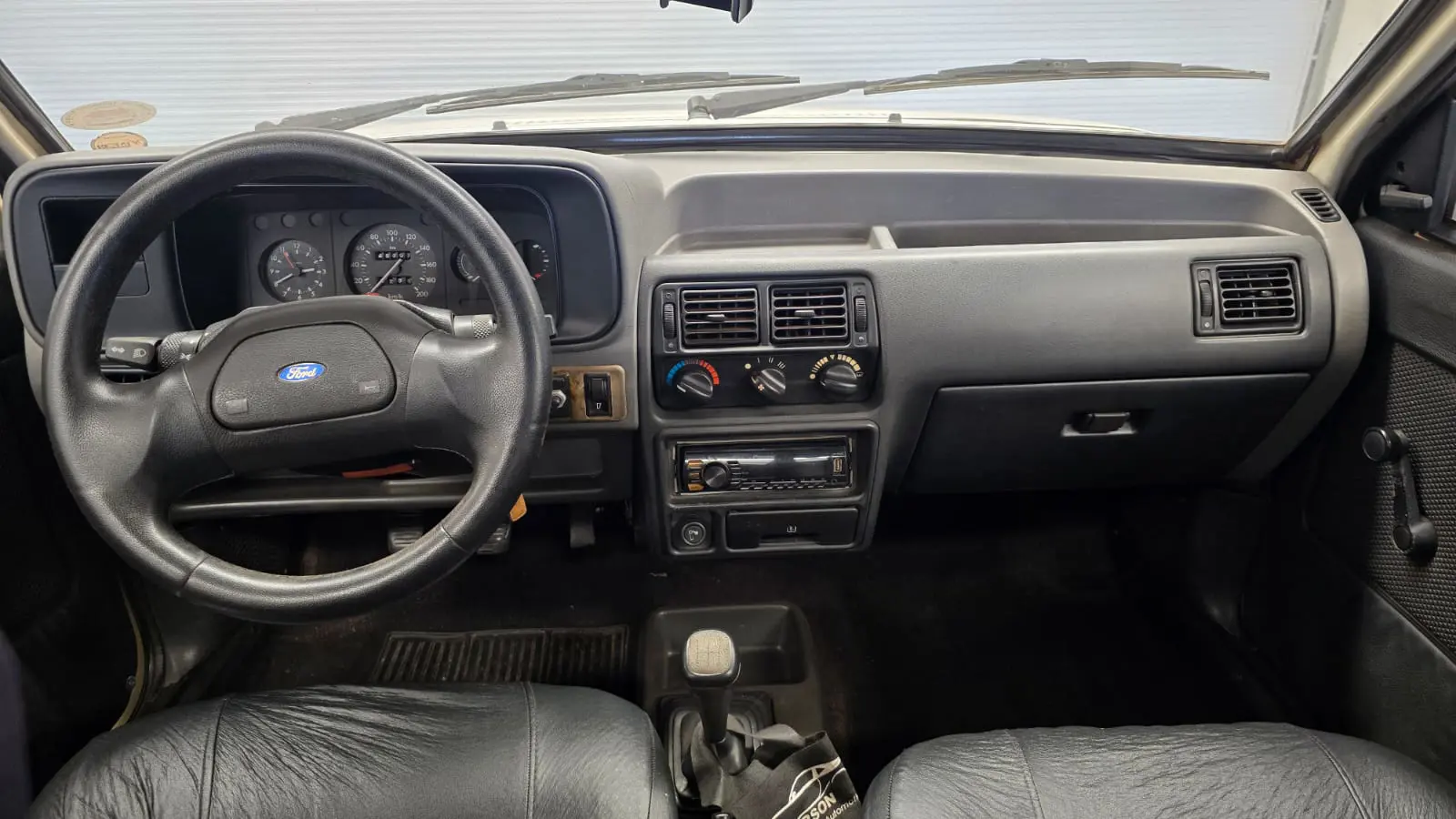 Ford ESCORT L a venda na Anderson Multimarcas