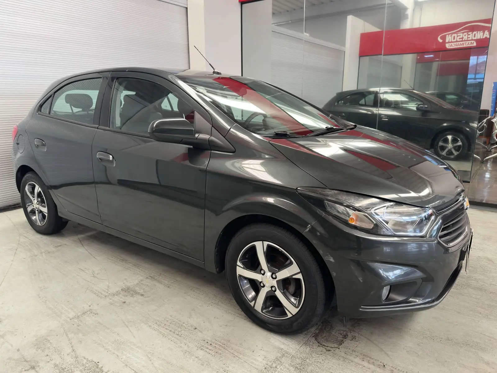 Chevrolet ONIX 1.4AT LTZ a venda na Anderson Multimarcas