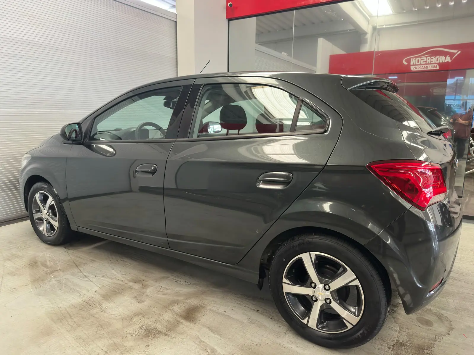 Chevrolet ONIX 1.4AT LTZ a venda na Anderson Multimarcas