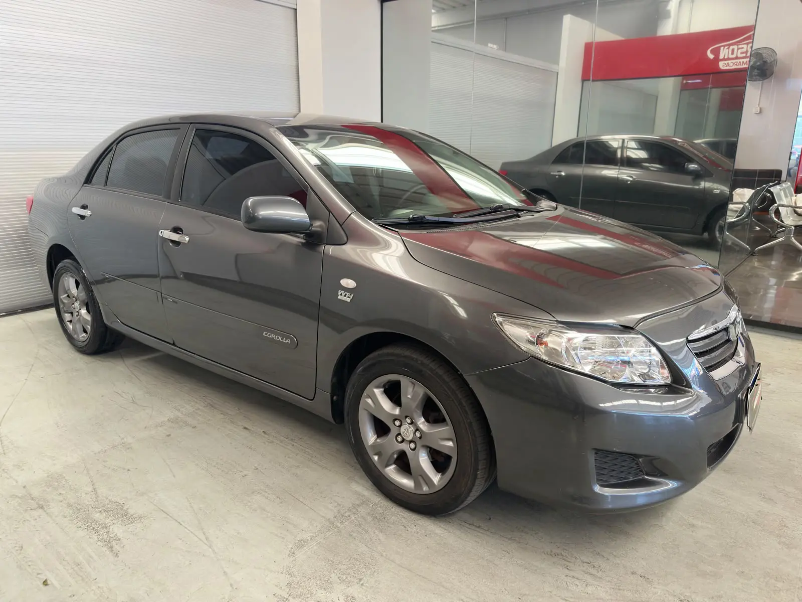 Toyota COROLLA XLI18FLEX a venda na Anderson Multimarcas