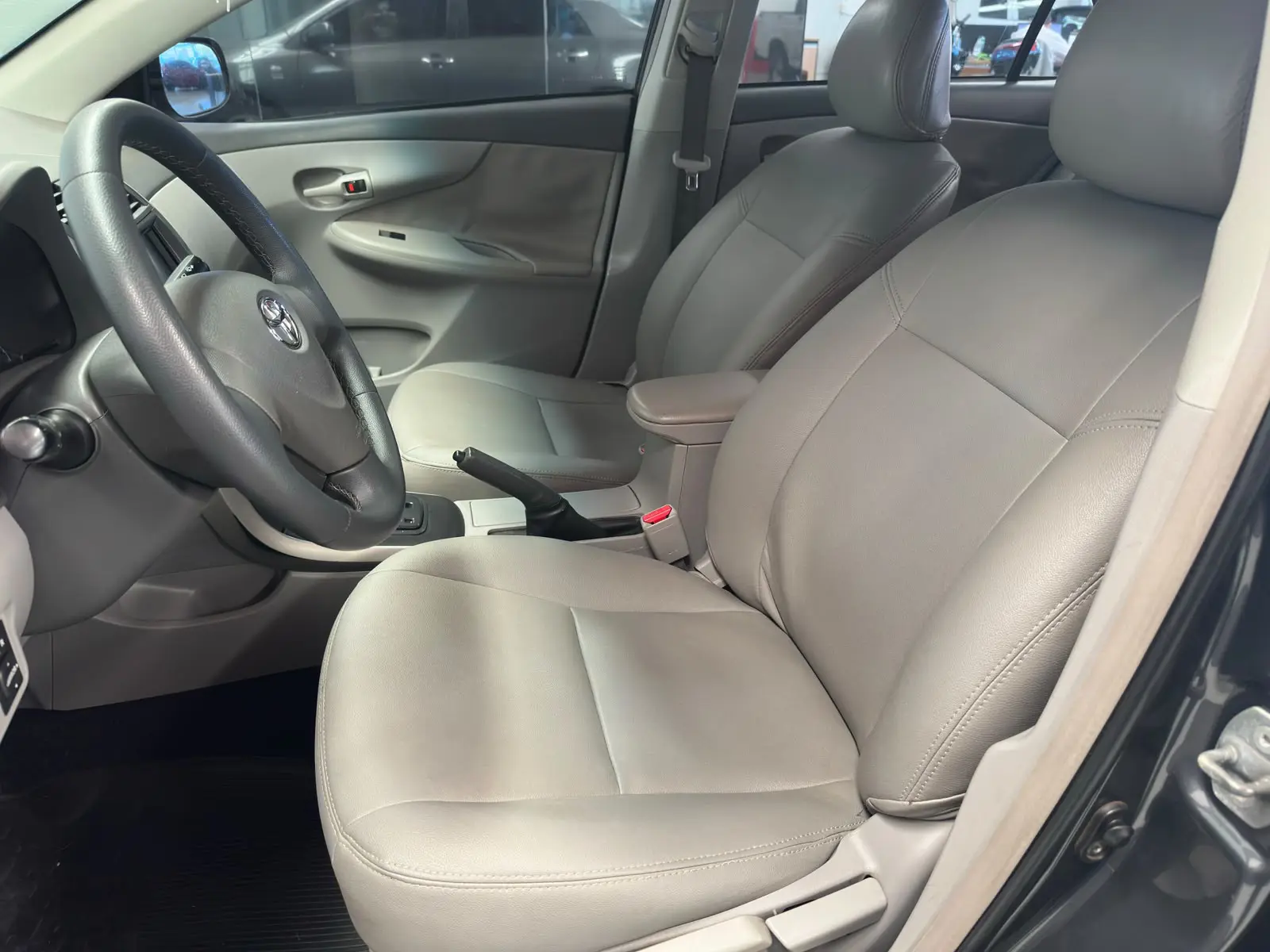 Toyota COROLLA XLI18FLEX a venda na Anderson Multimarcas